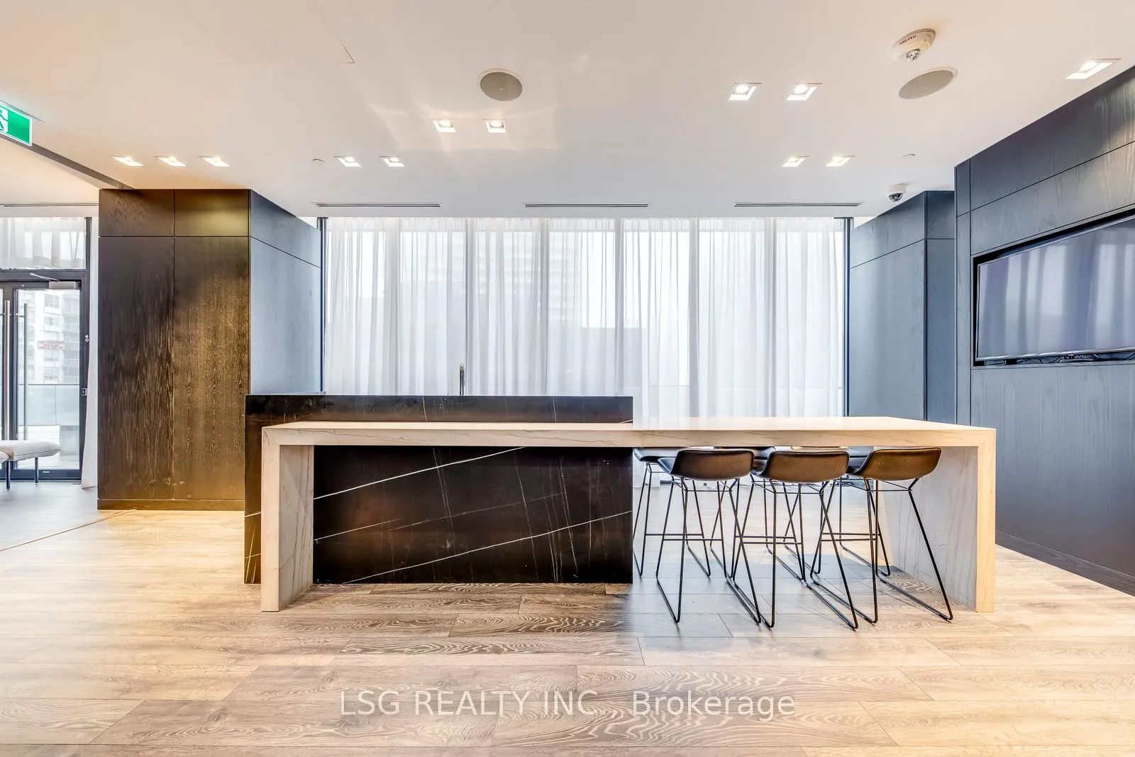 8 Eglinton Avenue E, #5205