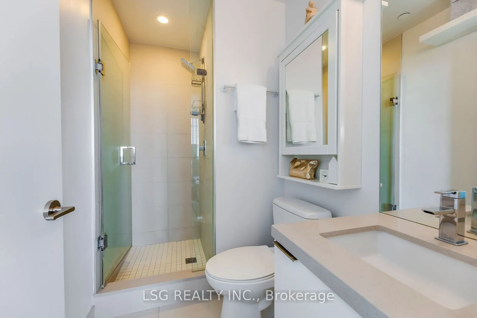 8 Eglinton Avenue E, #5205