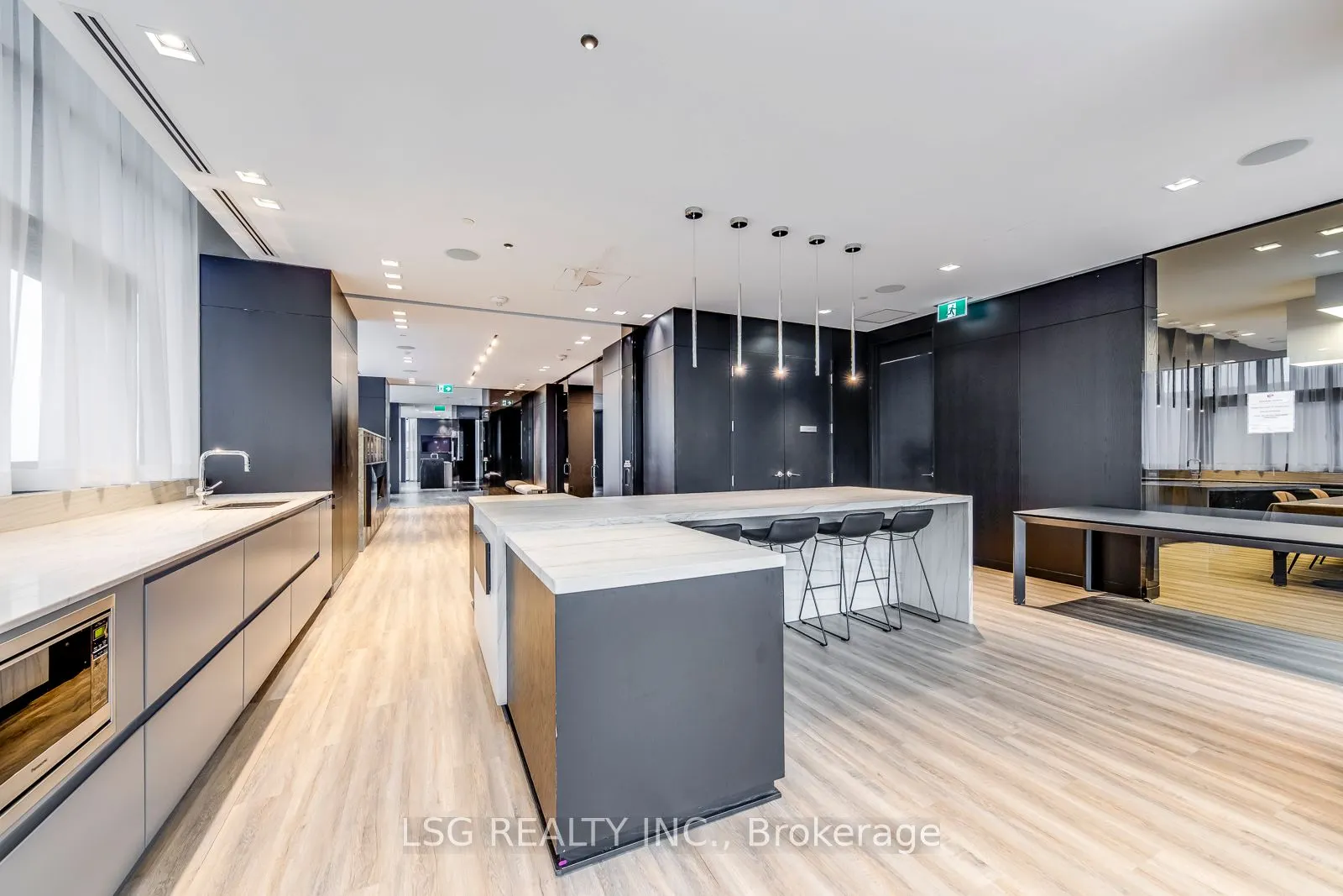 8 Eglinton Avenue E, #5205