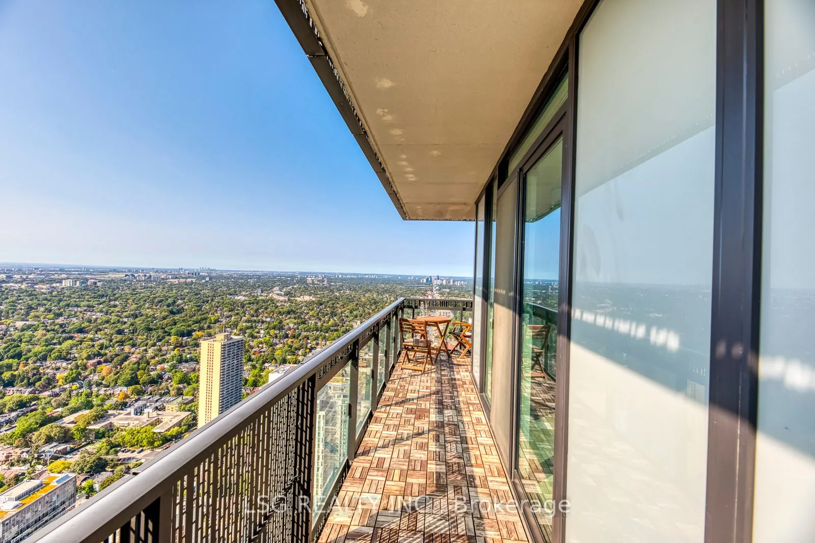 8 Eglinton Avenue E, #5205