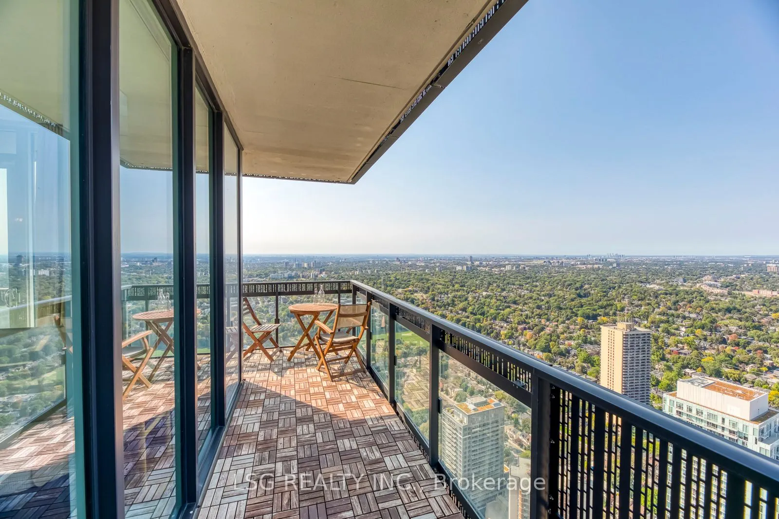8 Eglinton Avenue E, #5205