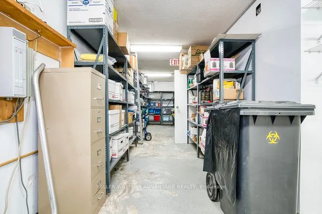 157 Gerrard Street E