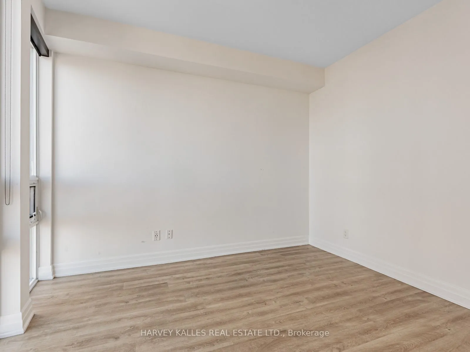 500 St Clair Avenue W, #1003
