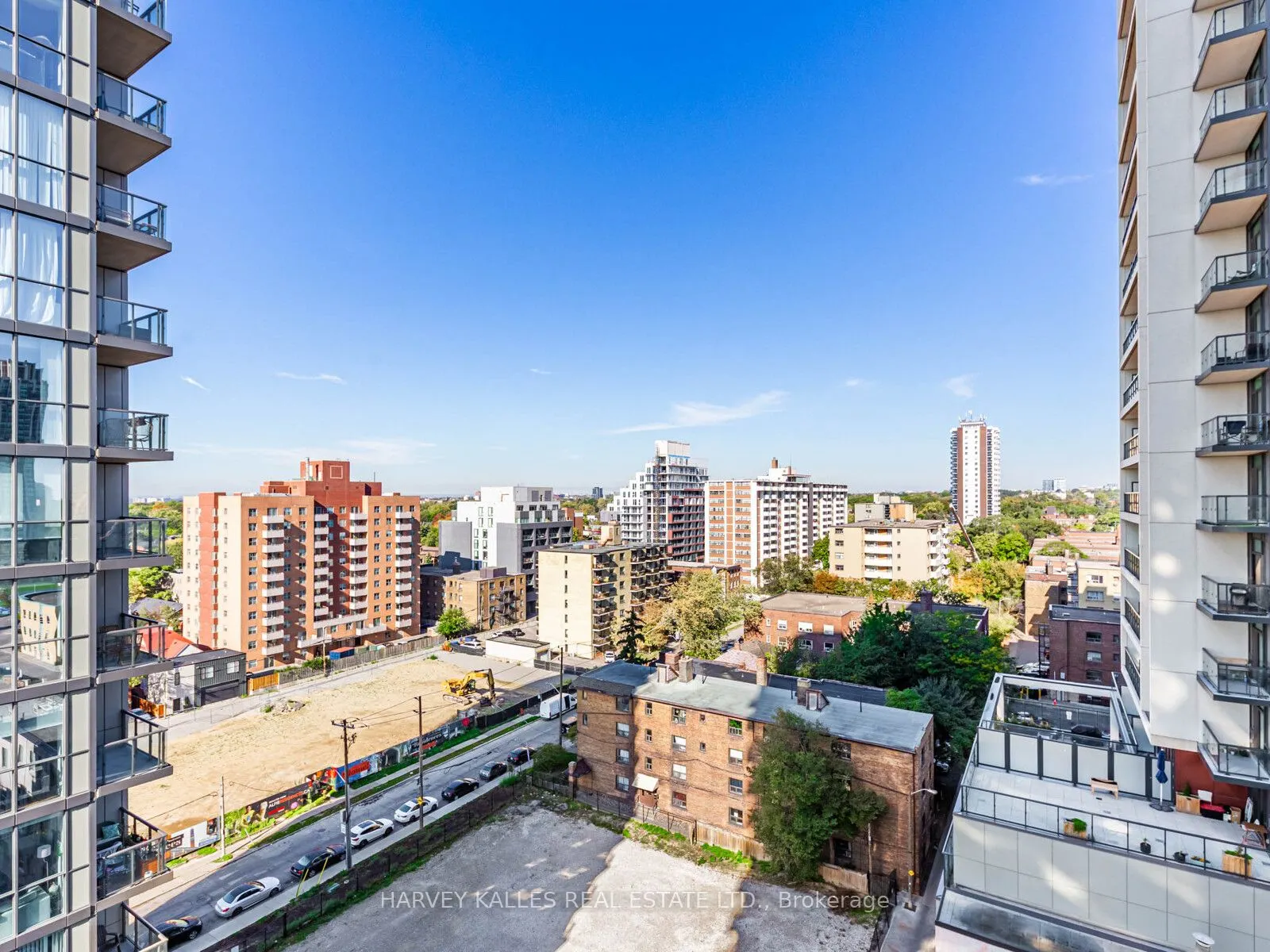 500 St Clair Avenue W, #1003