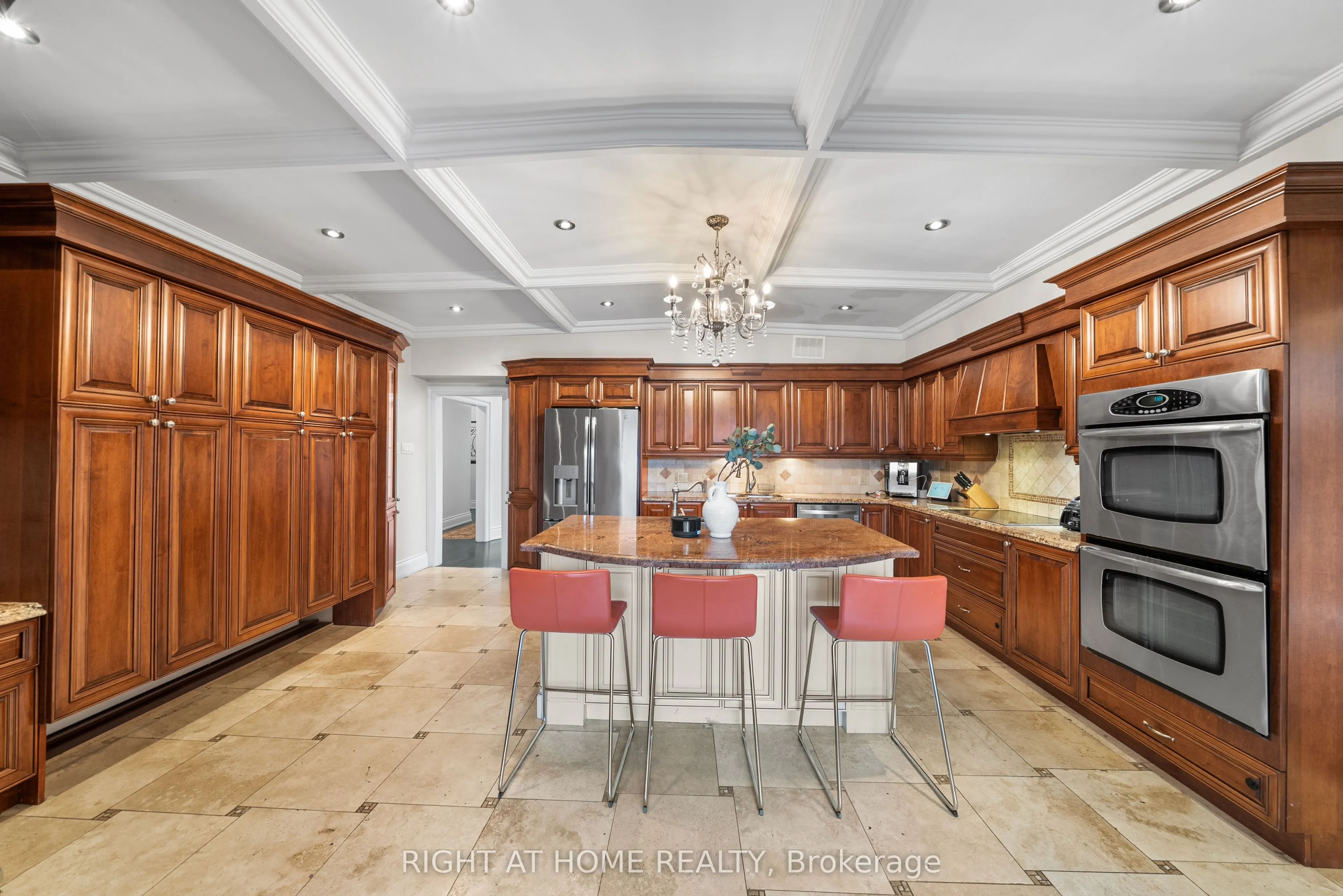 40 Heathview Avenue
