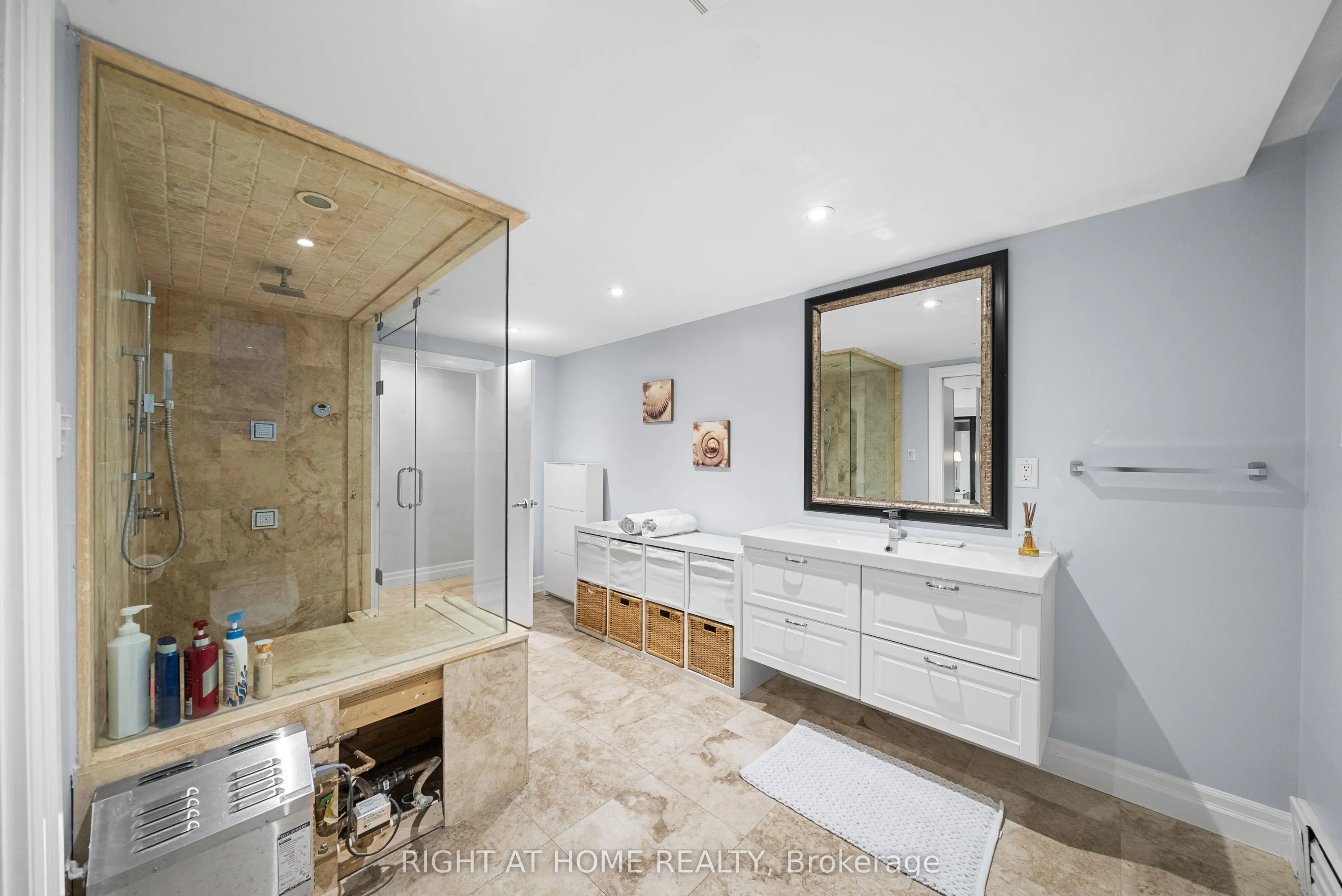 40 Heathview Avenue