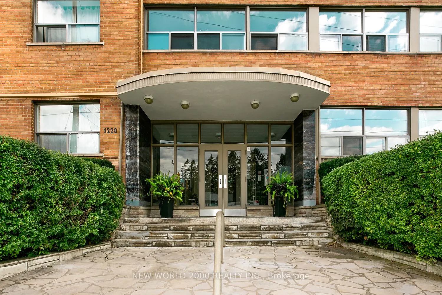 1220 Bayview Avenue, #203