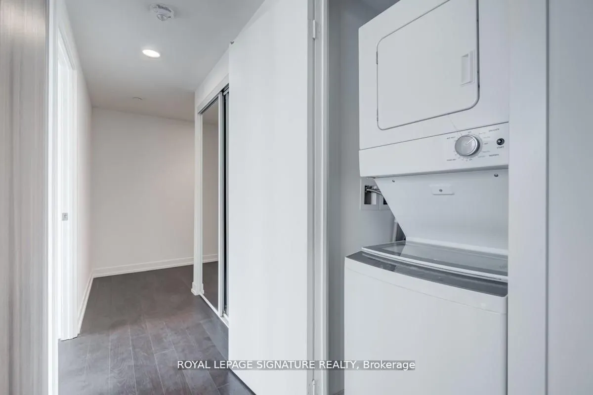 85 Wood Street, #2706