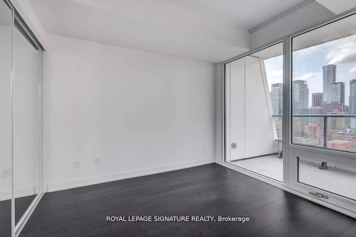 85 Wood Street, #2706