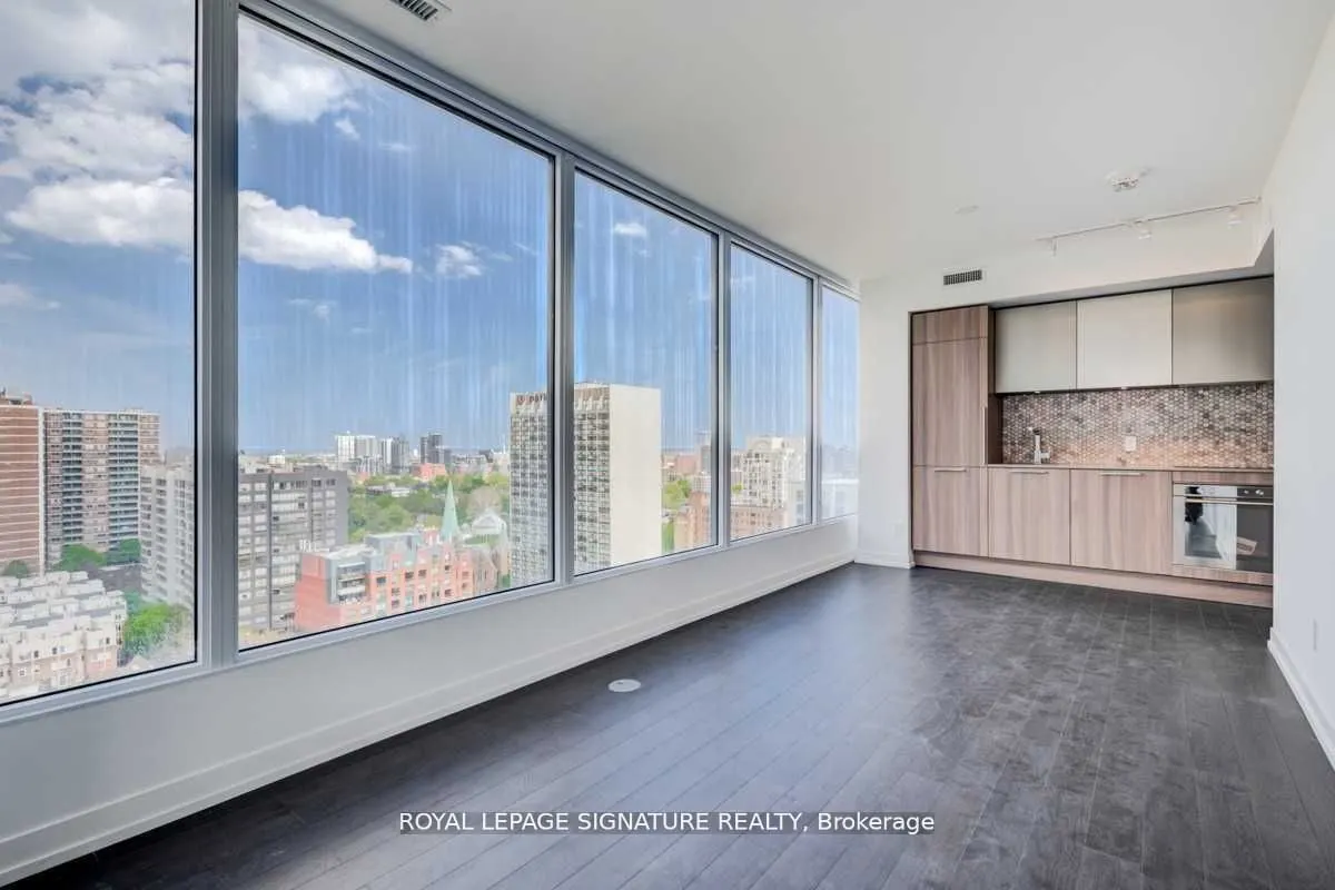 85 Wood Street, #2706