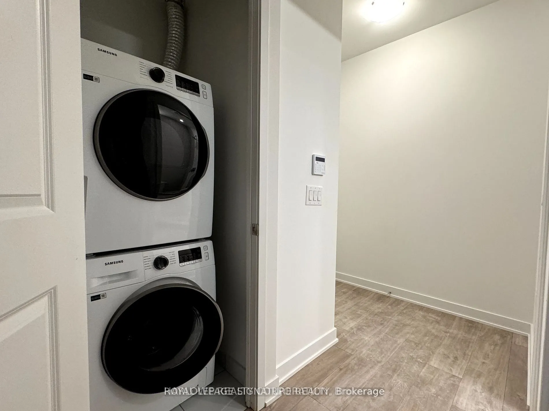 100 Dalhousie Street, #404