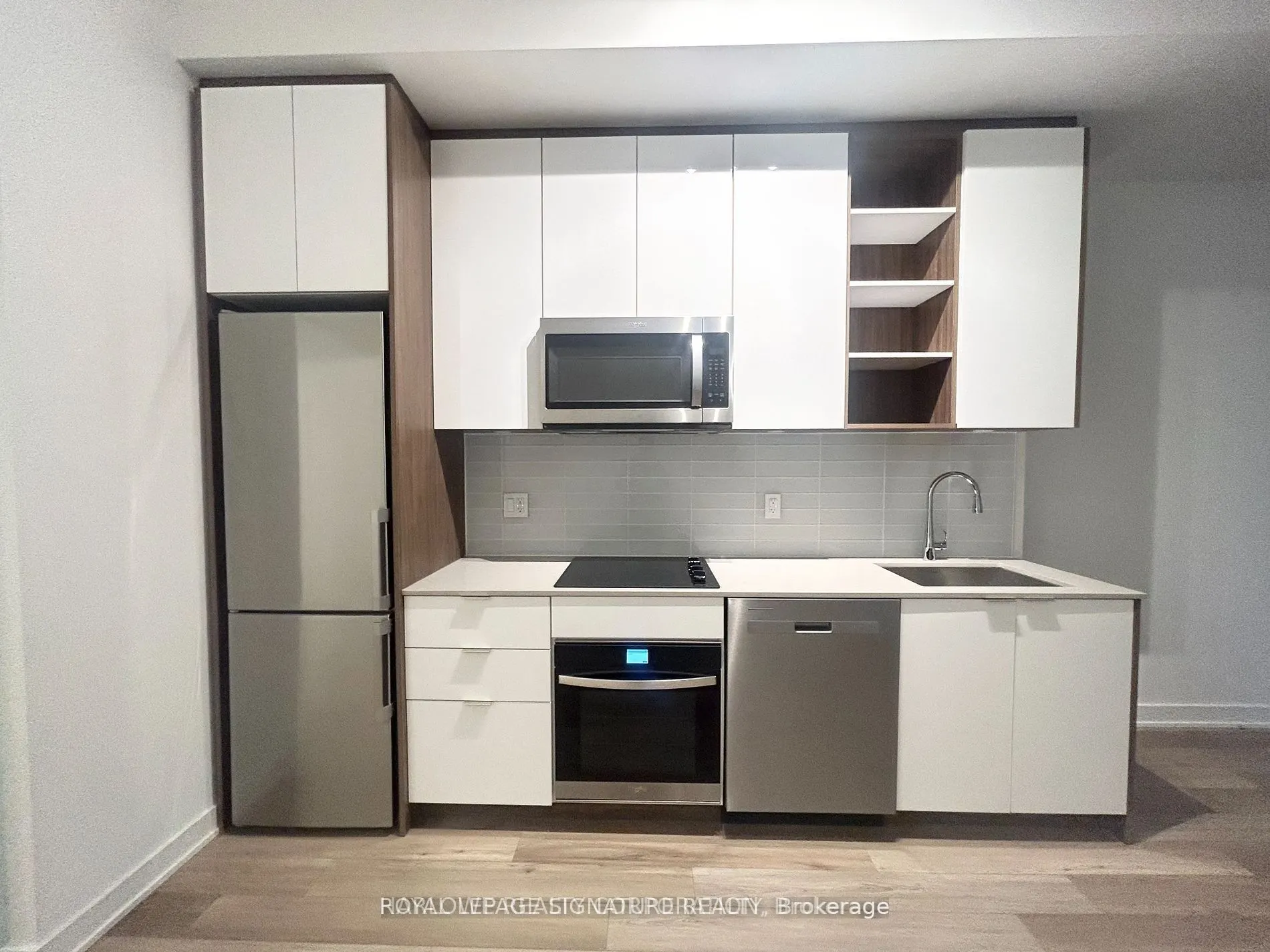 543 Richmond Street W, #223