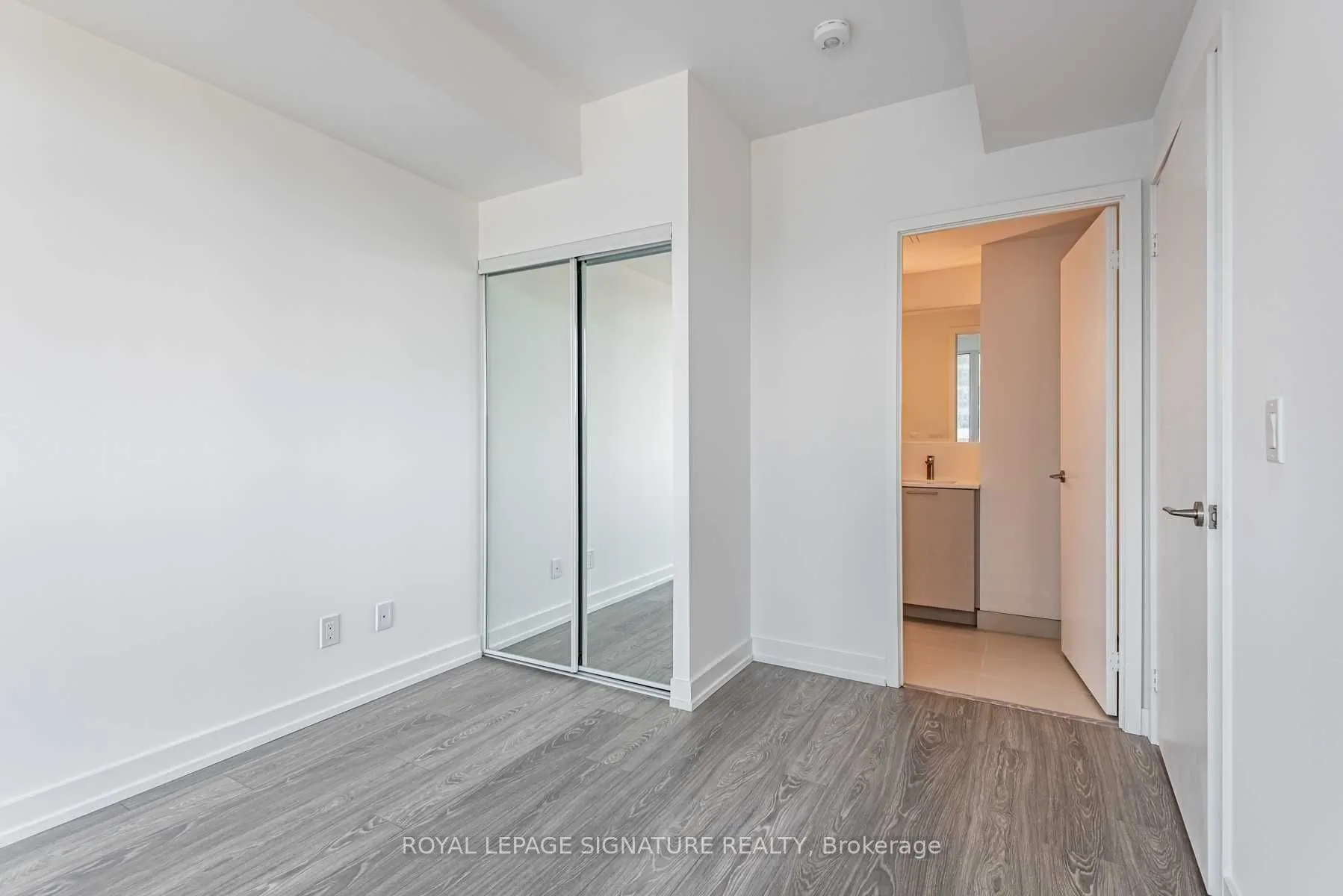 19 Western Battery Road, #503