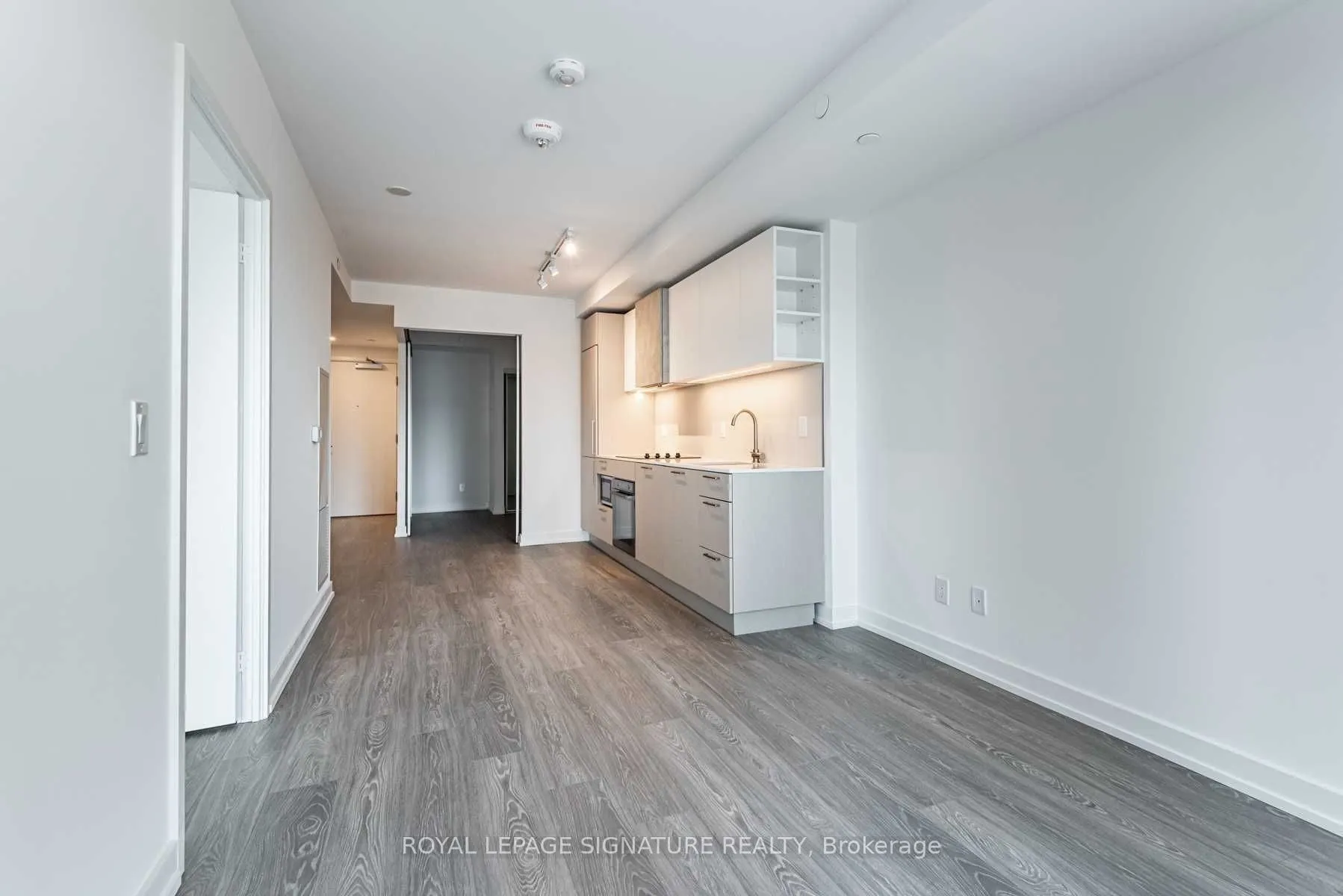 19 Western Battery Road, #503