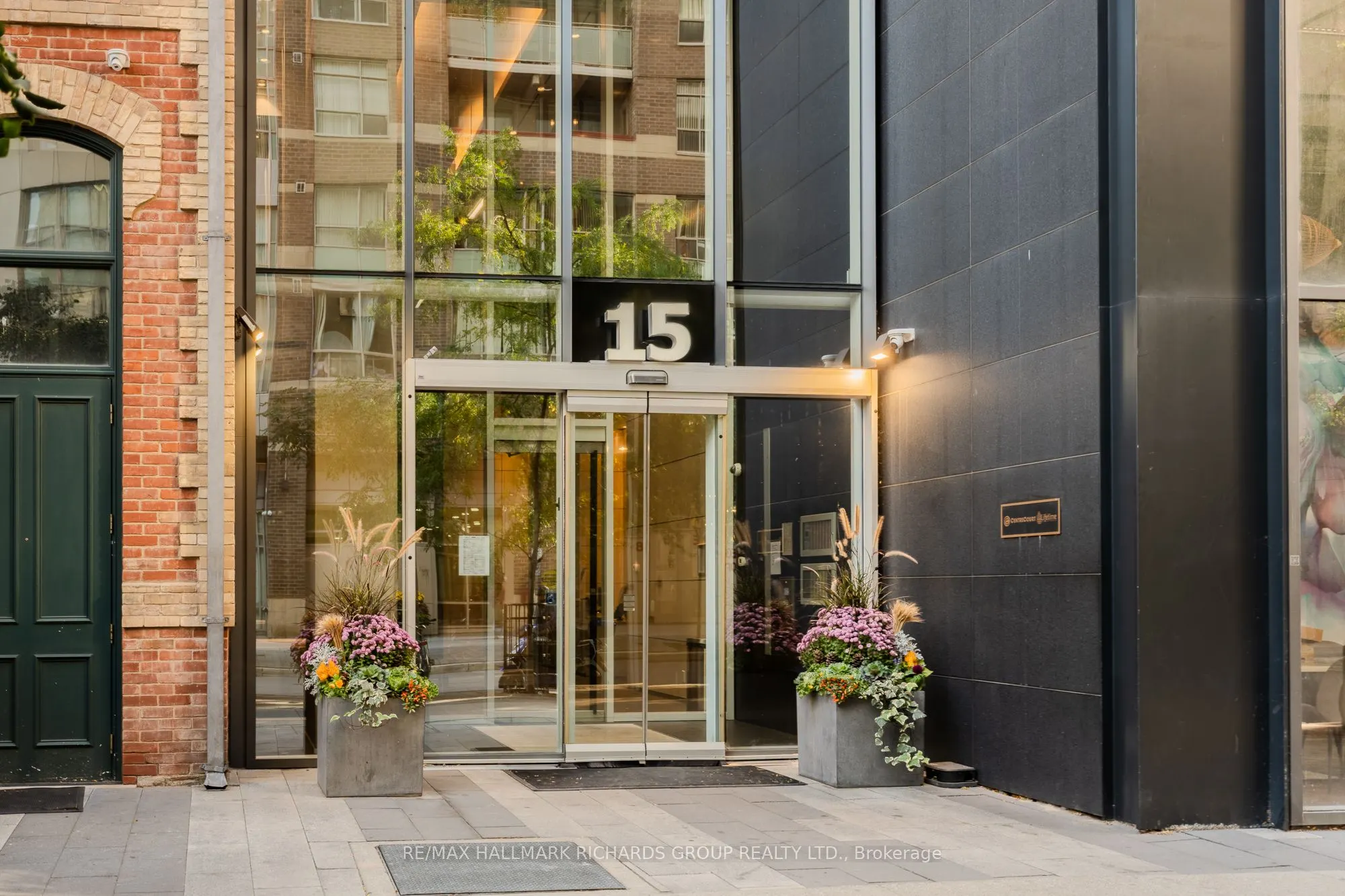 15 Grenville Street, #10