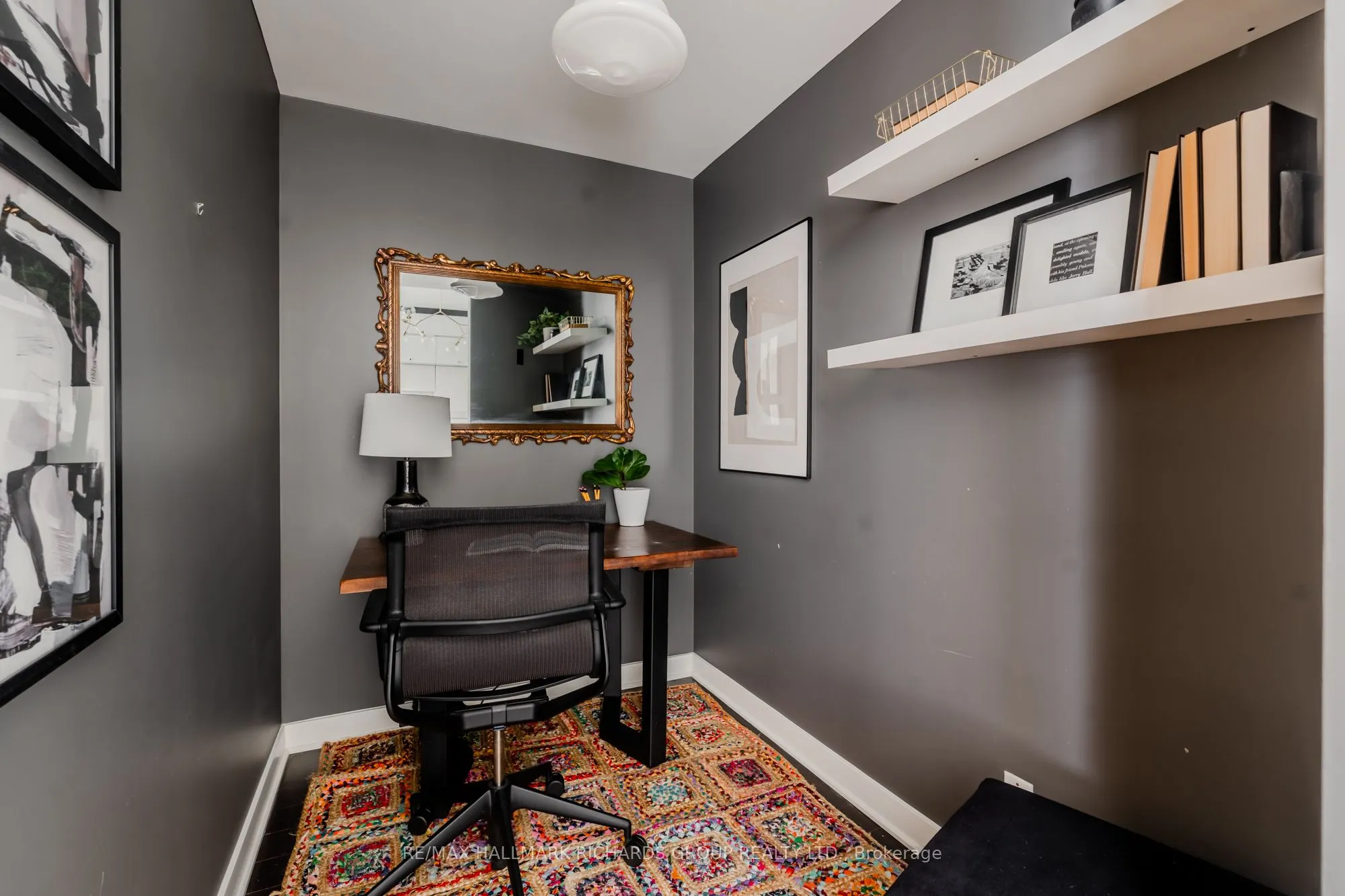 15 Grenville Street, #10