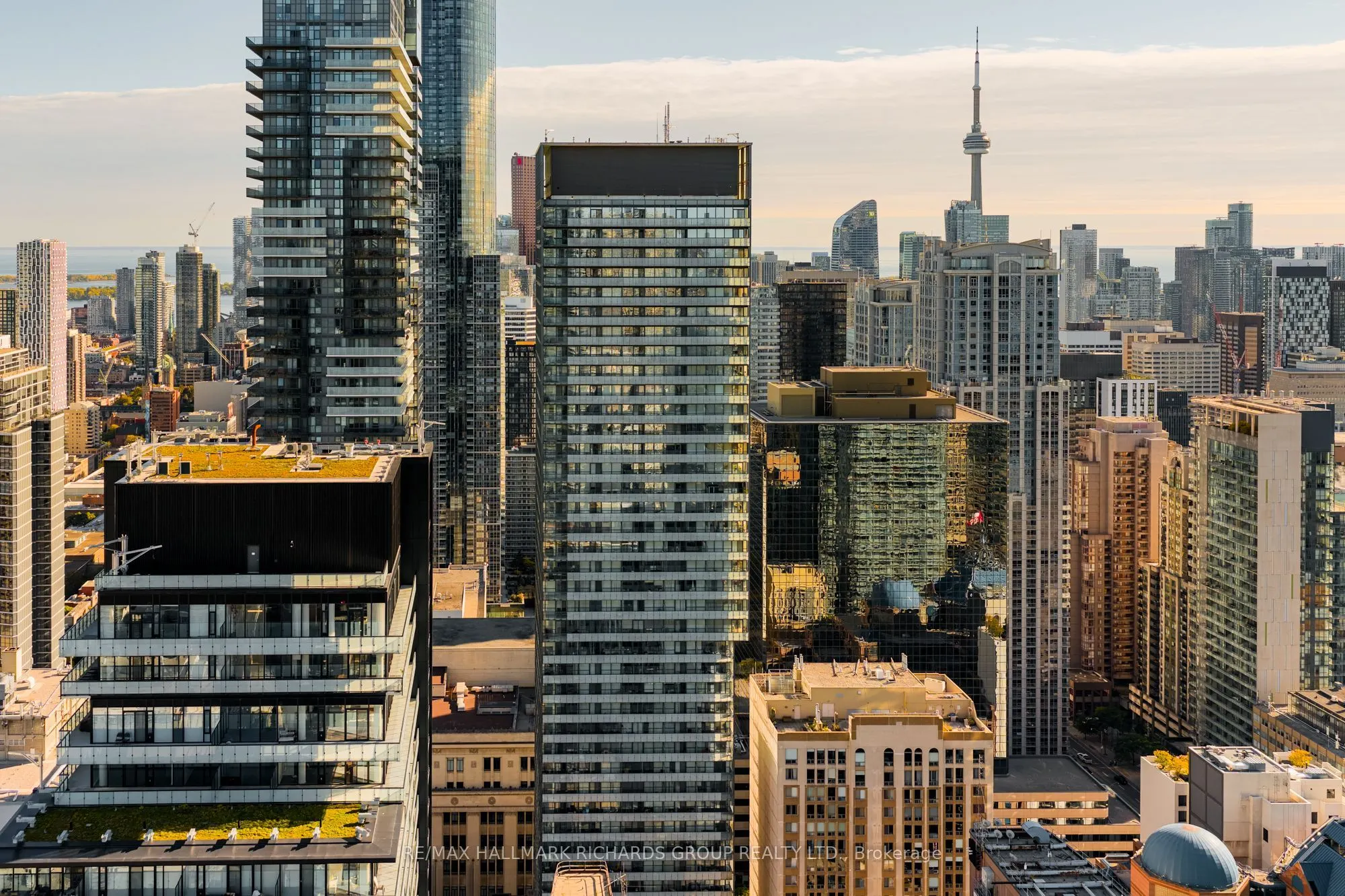15 Grenville Street, #10