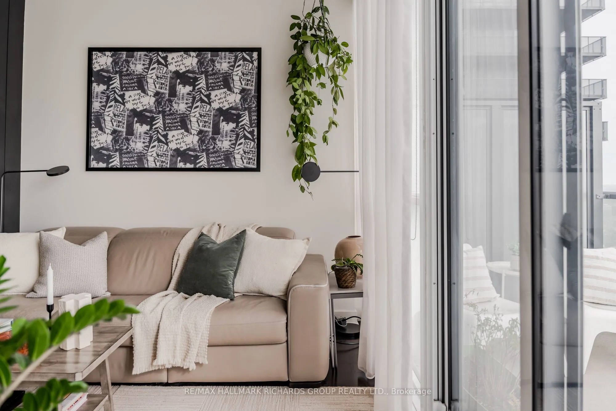 15 Grenville Street, #10