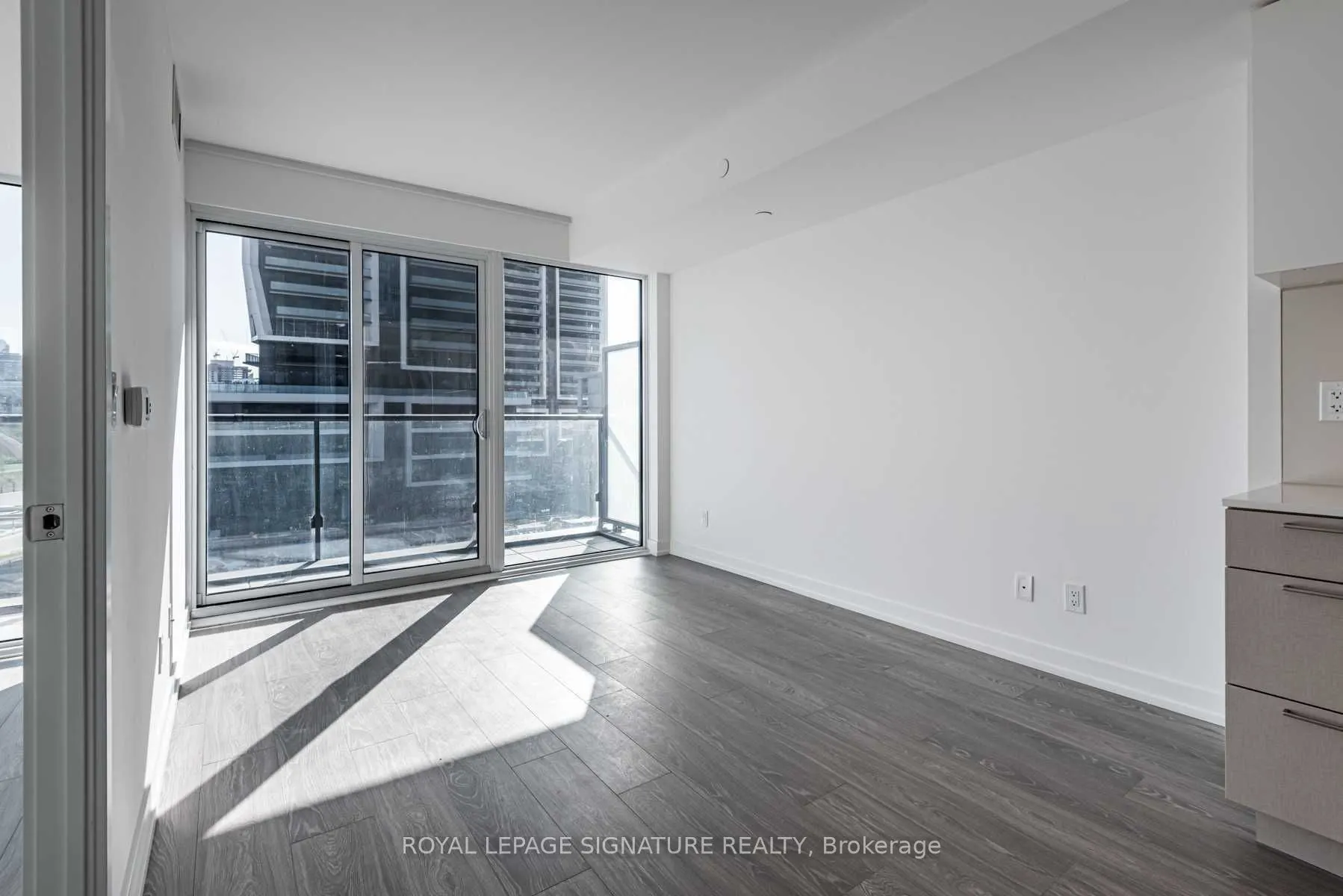19 Western Battery Road, #301