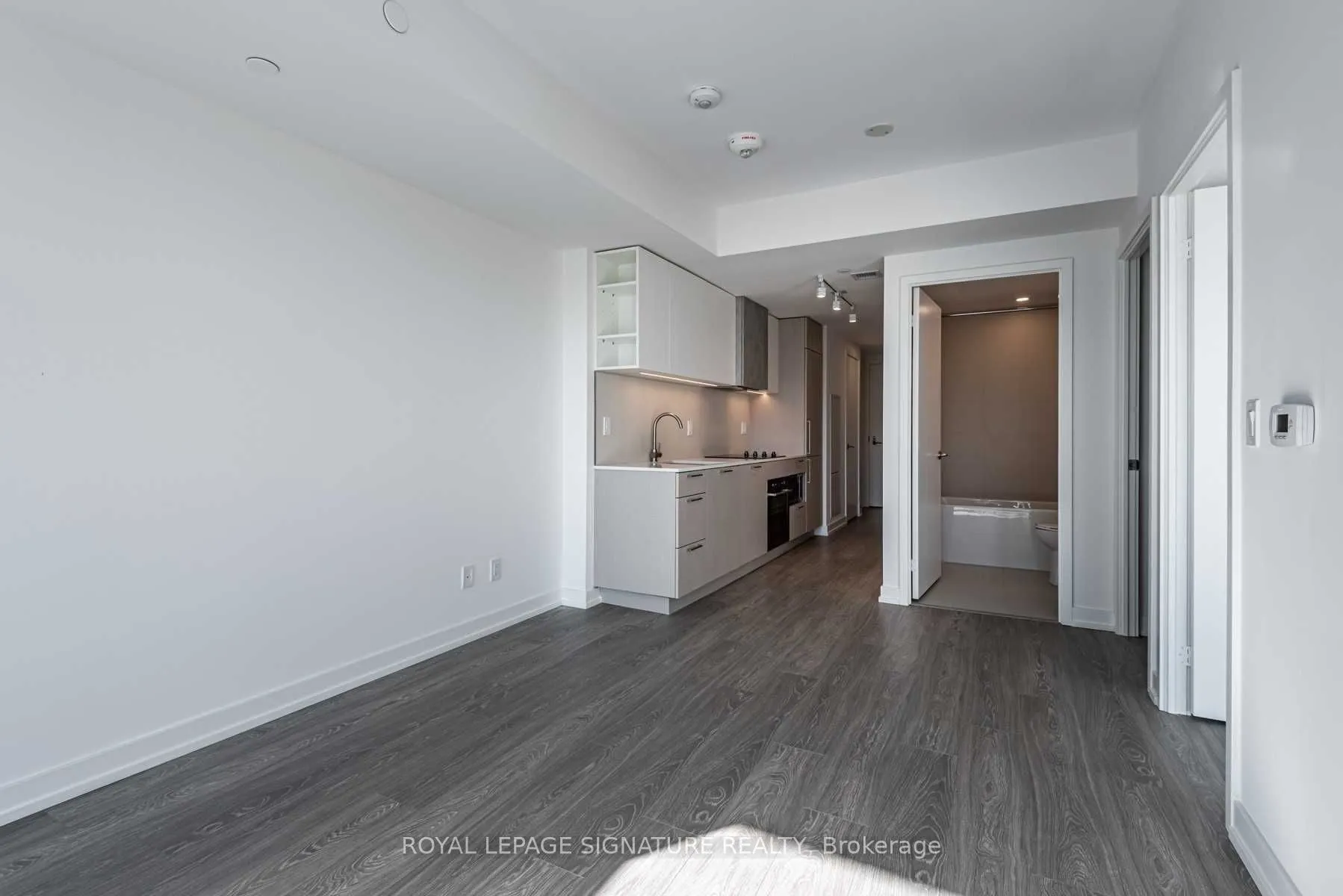 19 Western Battery Road, #301
