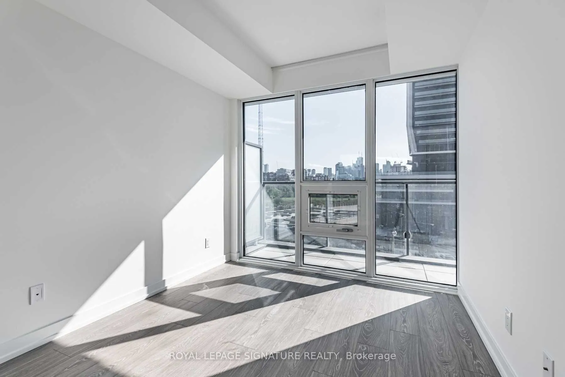 19 Western Battery Road, #301