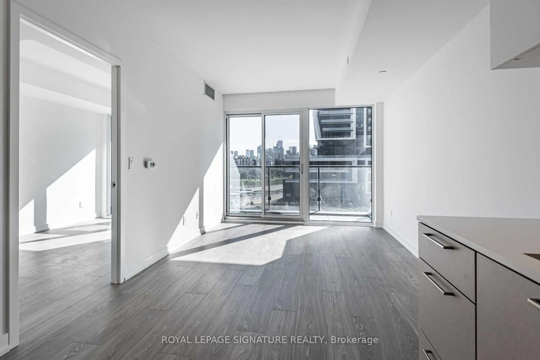 19 Western Battery Road, #301