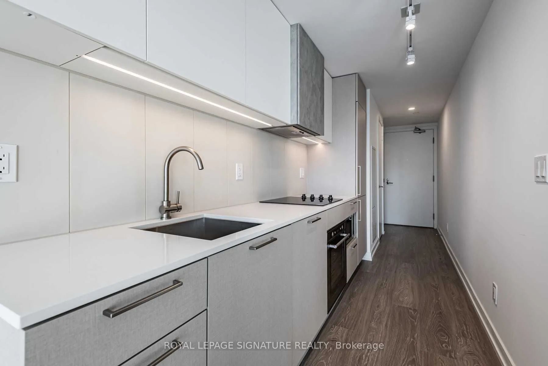 19 Western Battery Road, #301