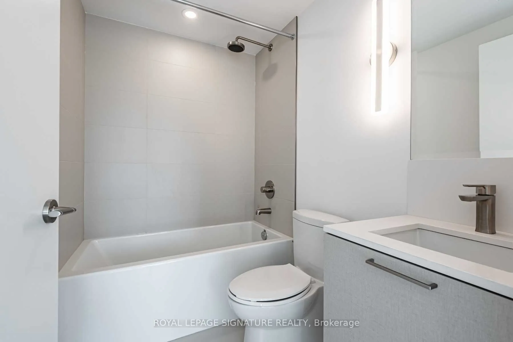 19 Western Battery Road, #301