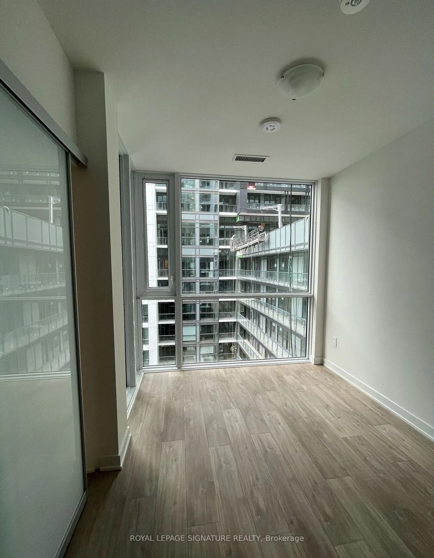60 Princess Street, #1032 SE