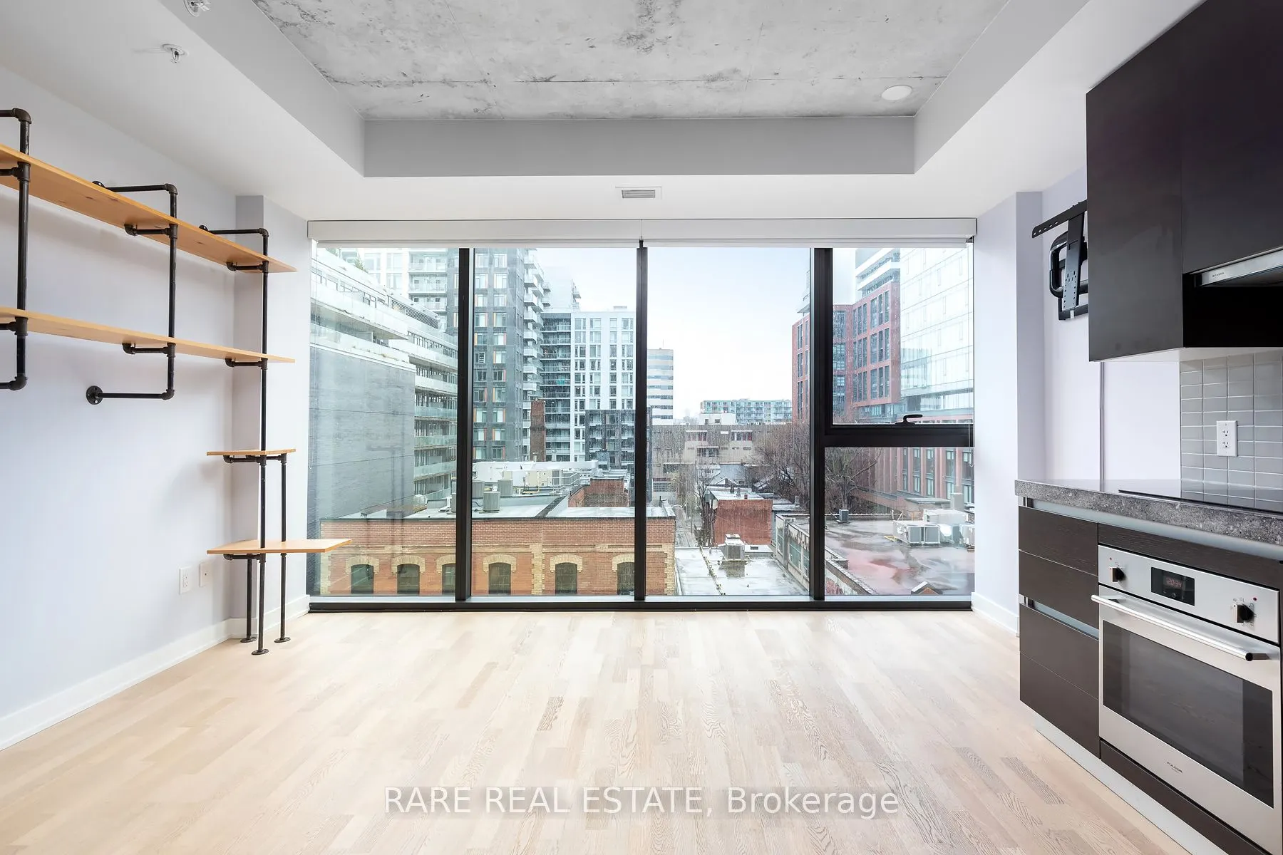 629 King Street W, #629