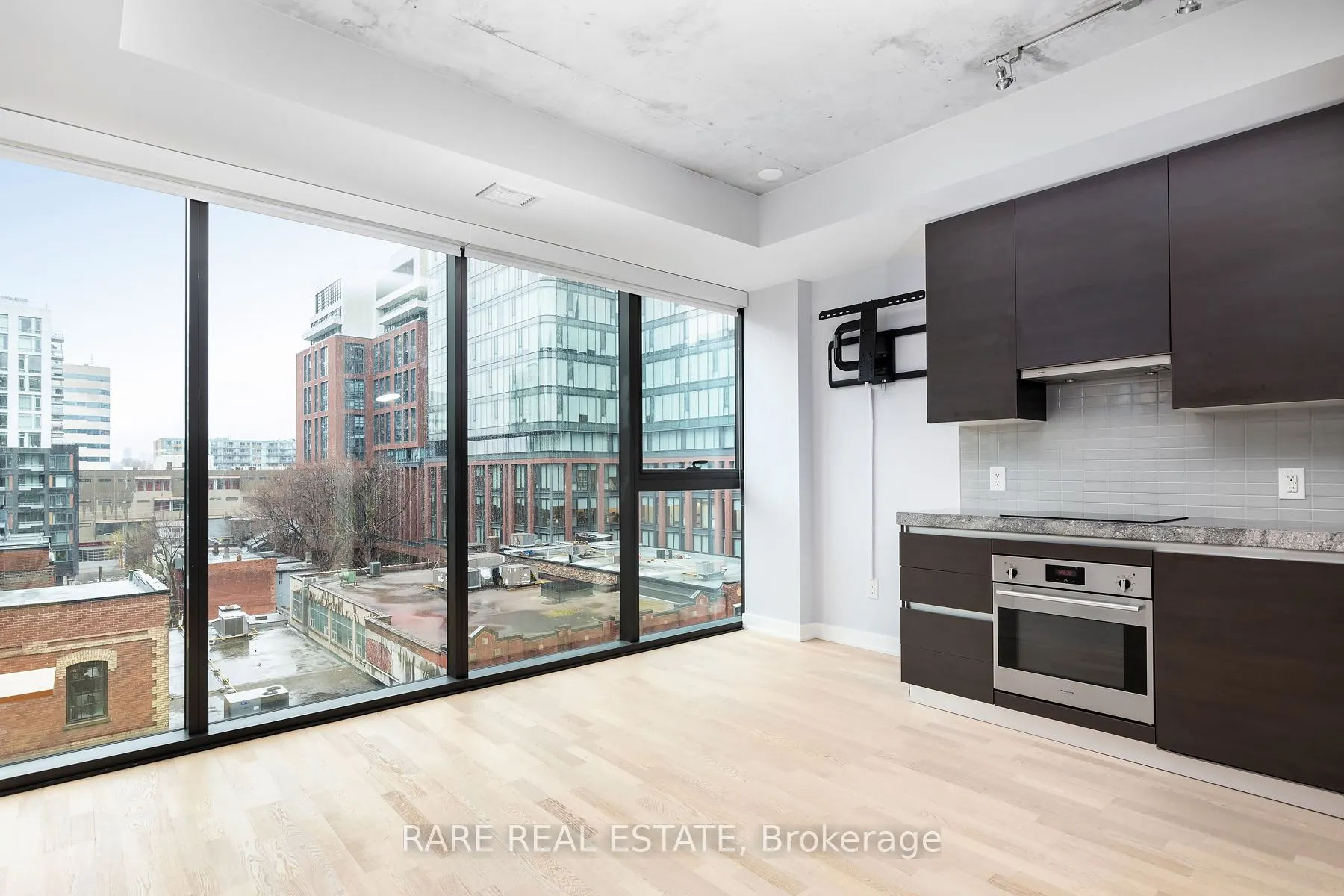 629 King Street W, #629