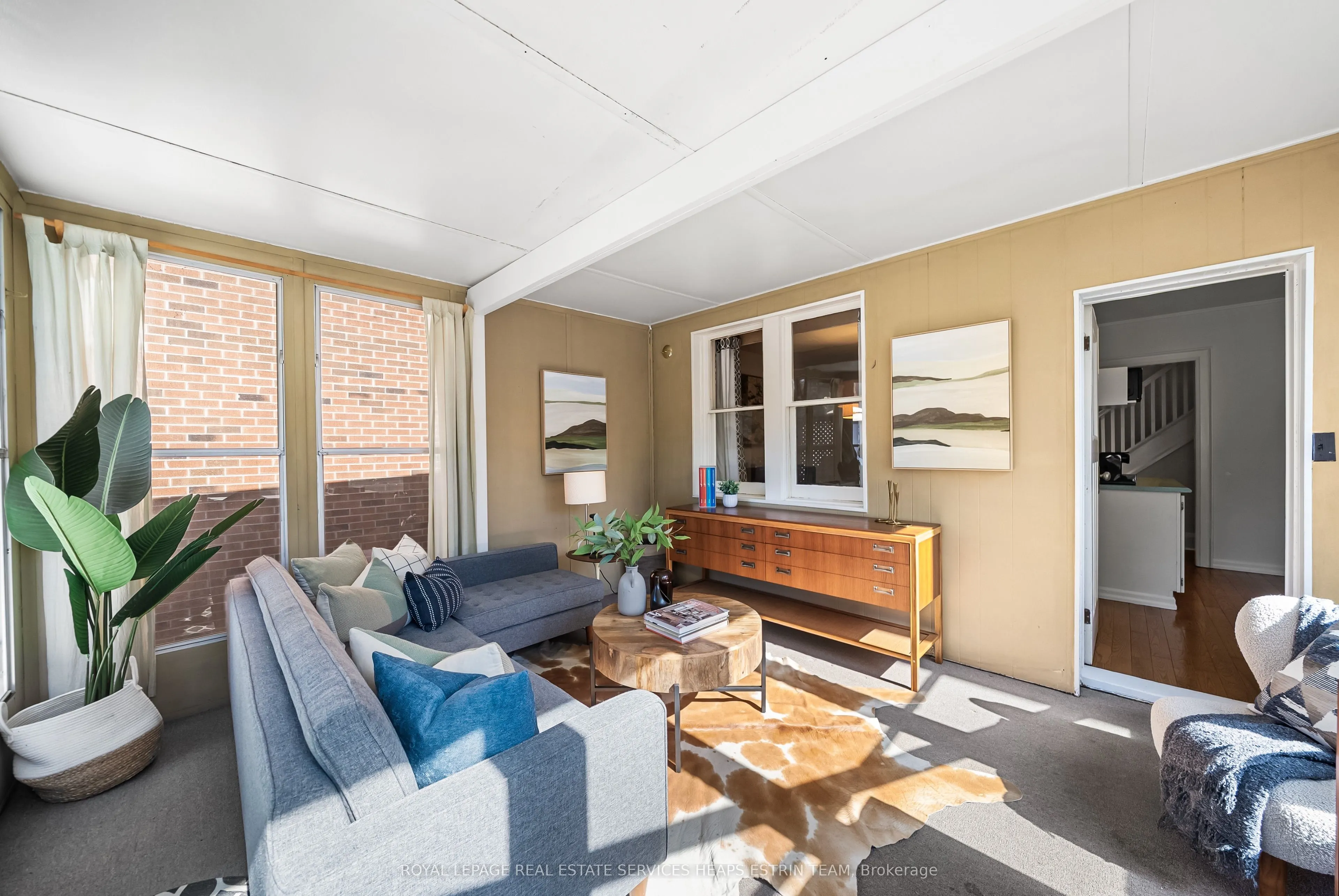 26 MacNaughton Road