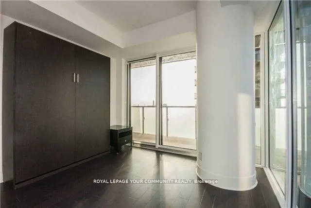 1080 Bay Street, #3708
