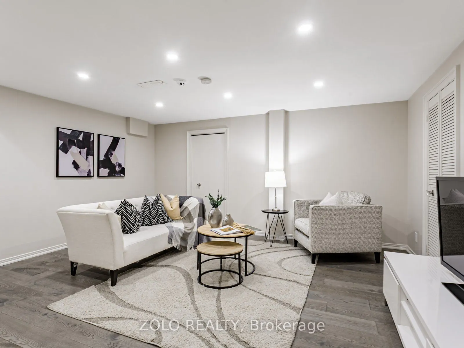 10 Walker Avenue, #109
