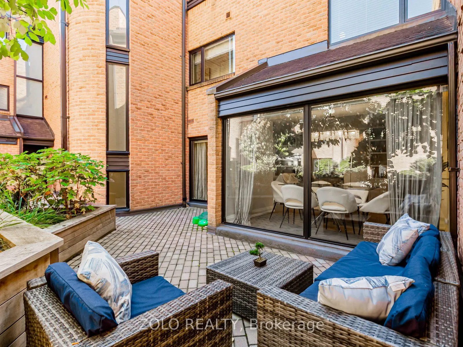 10 Walker Avenue, #109