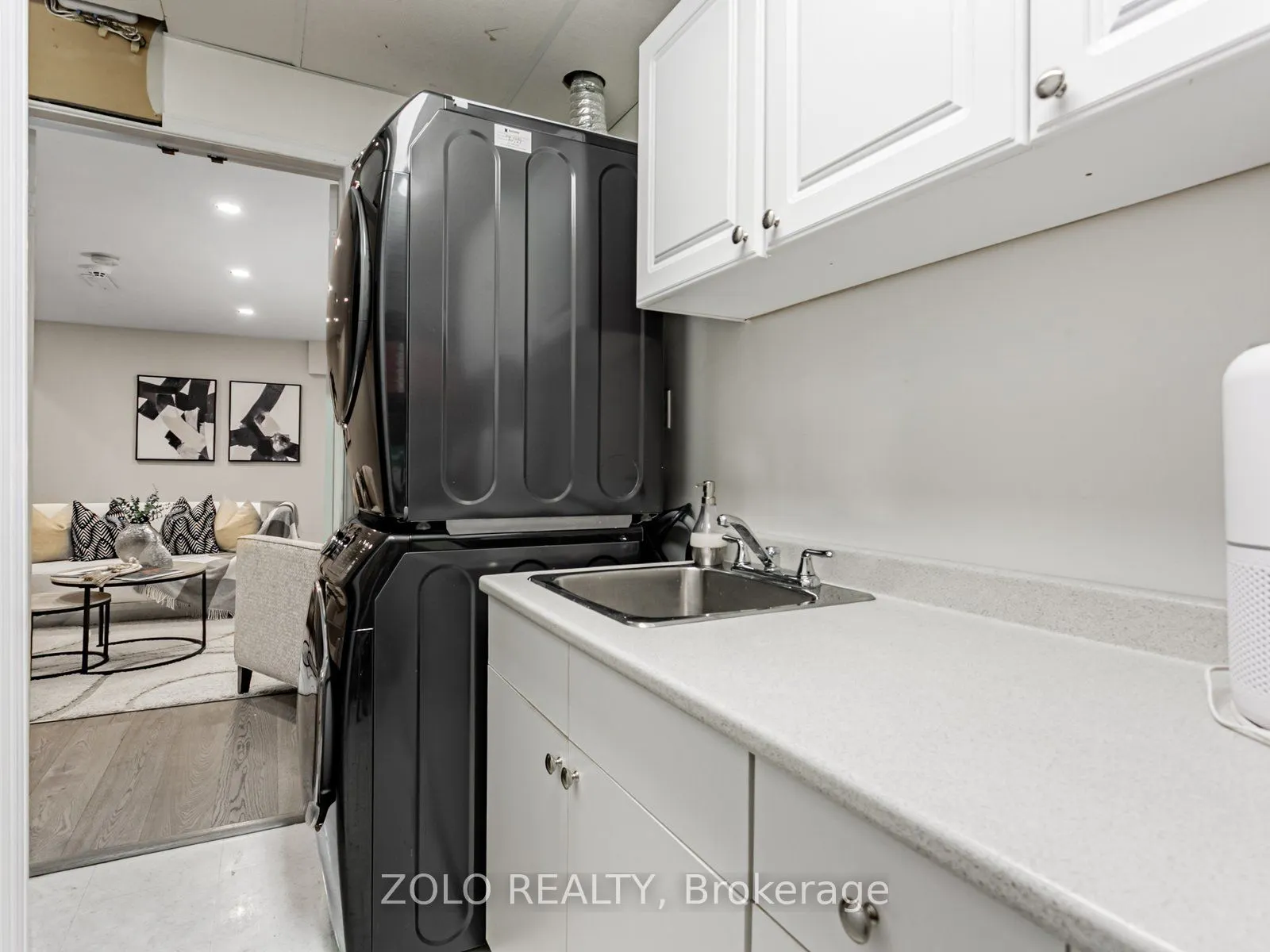 10 Walker Avenue, #109