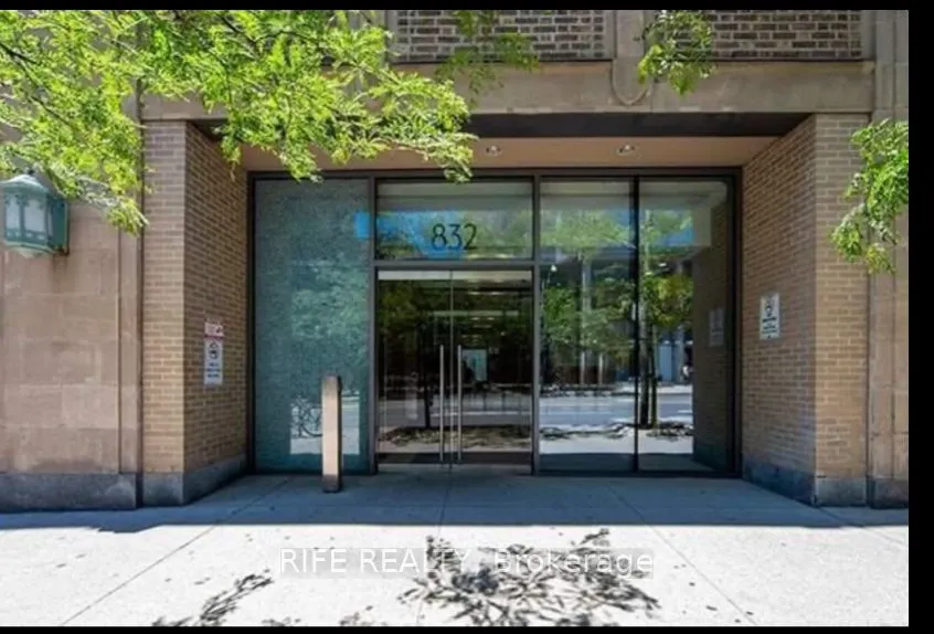 832 Bay Street, #2903