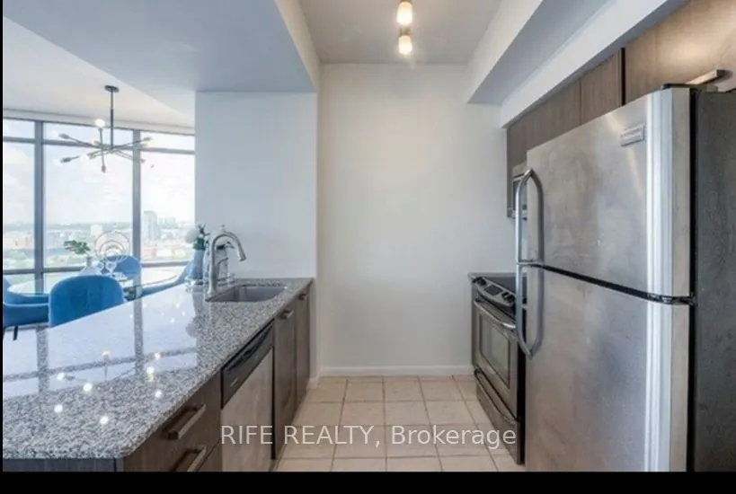 832 Bay Street, #2903
