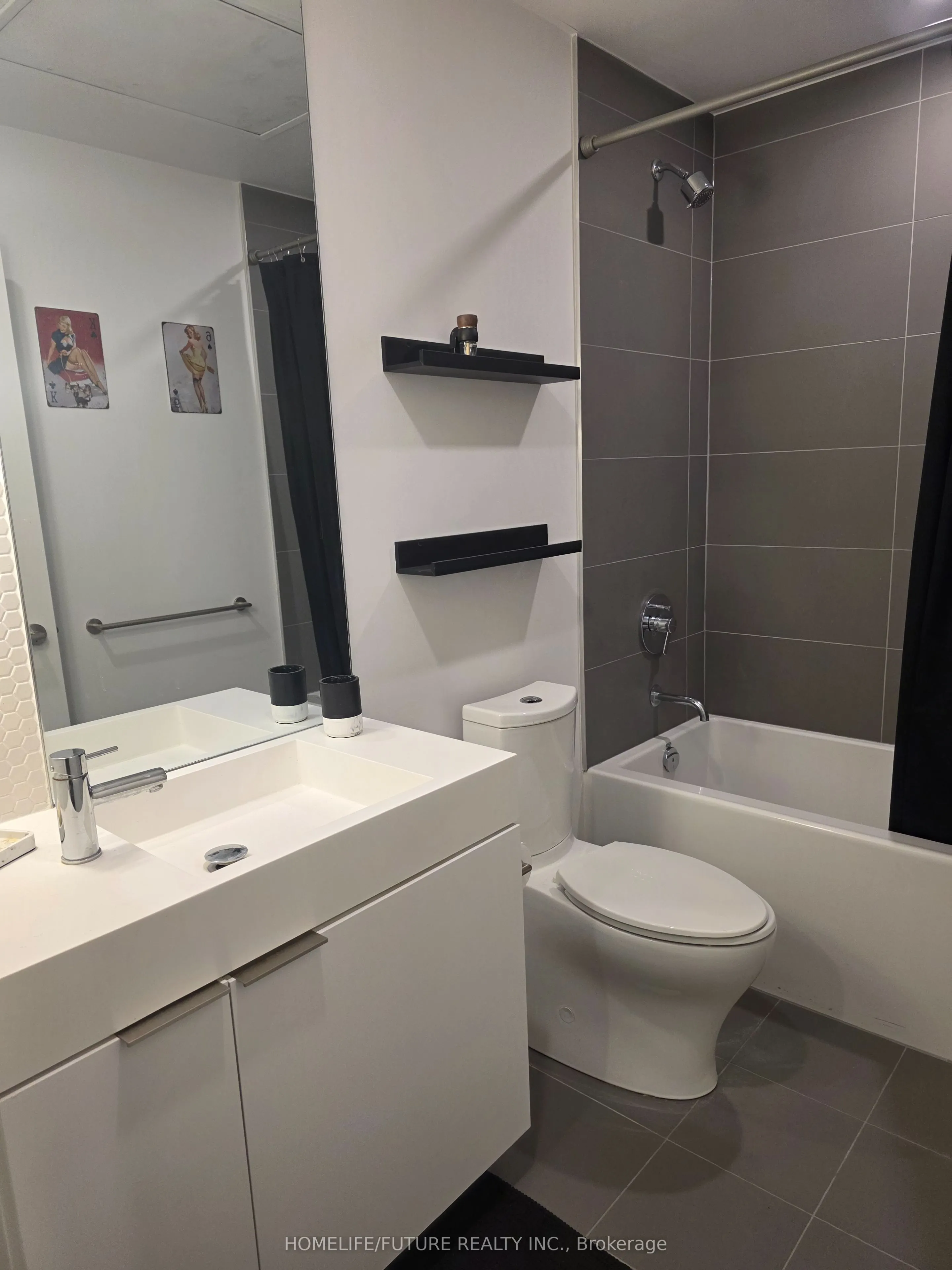 33 Helendale Avenue, #1602
