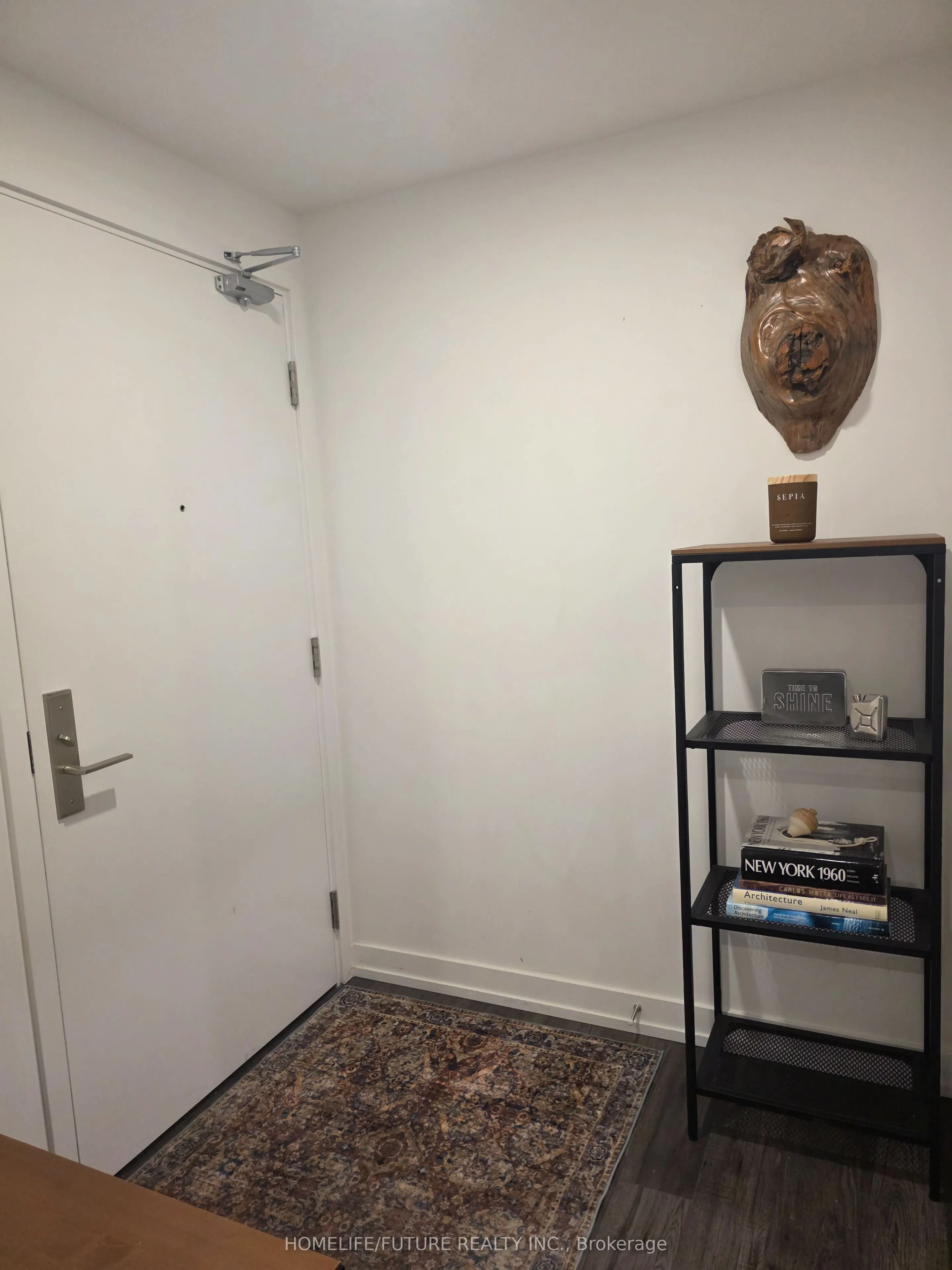 33 Helendale Avenue, #1602