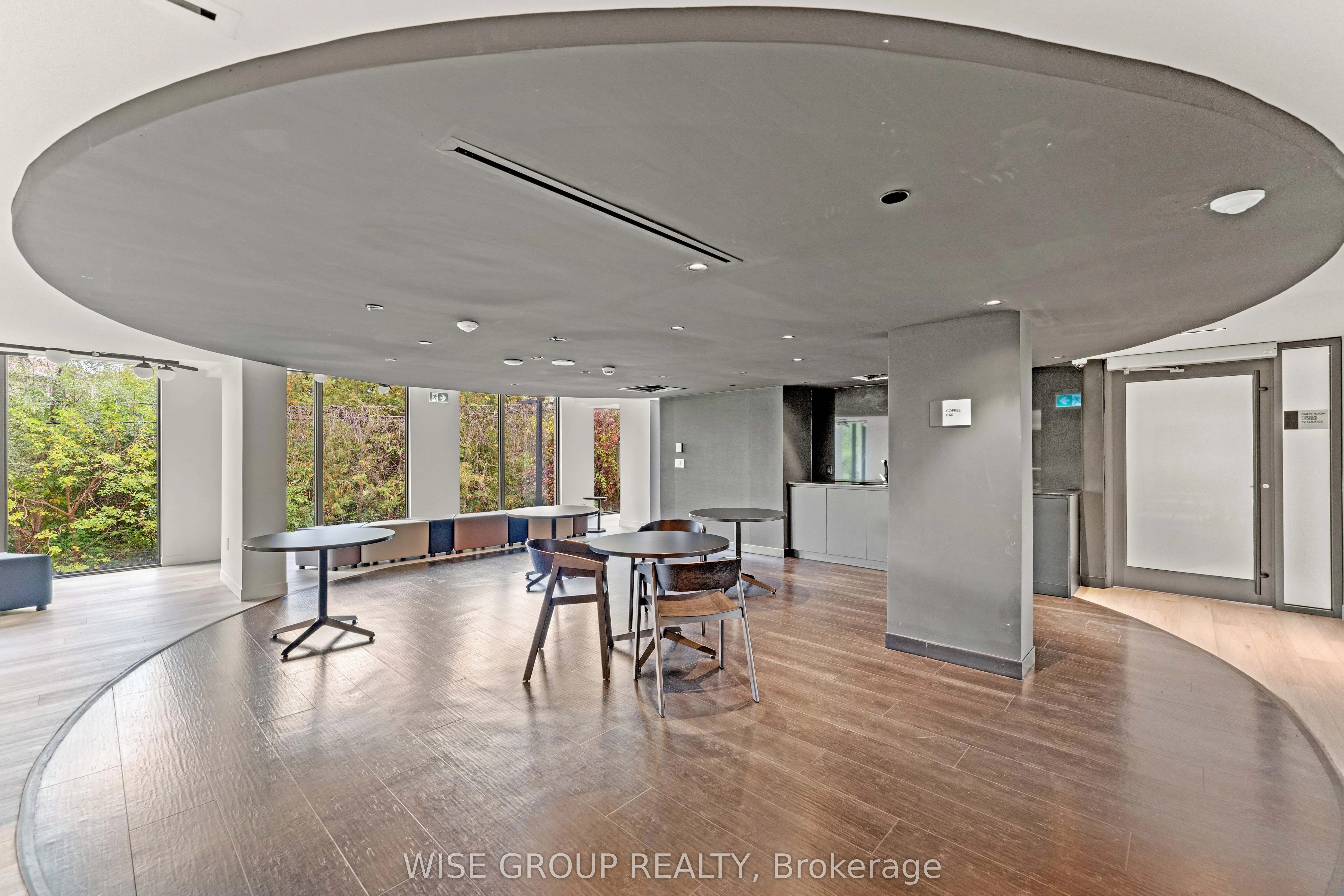 500 Wilson Avenue, #906