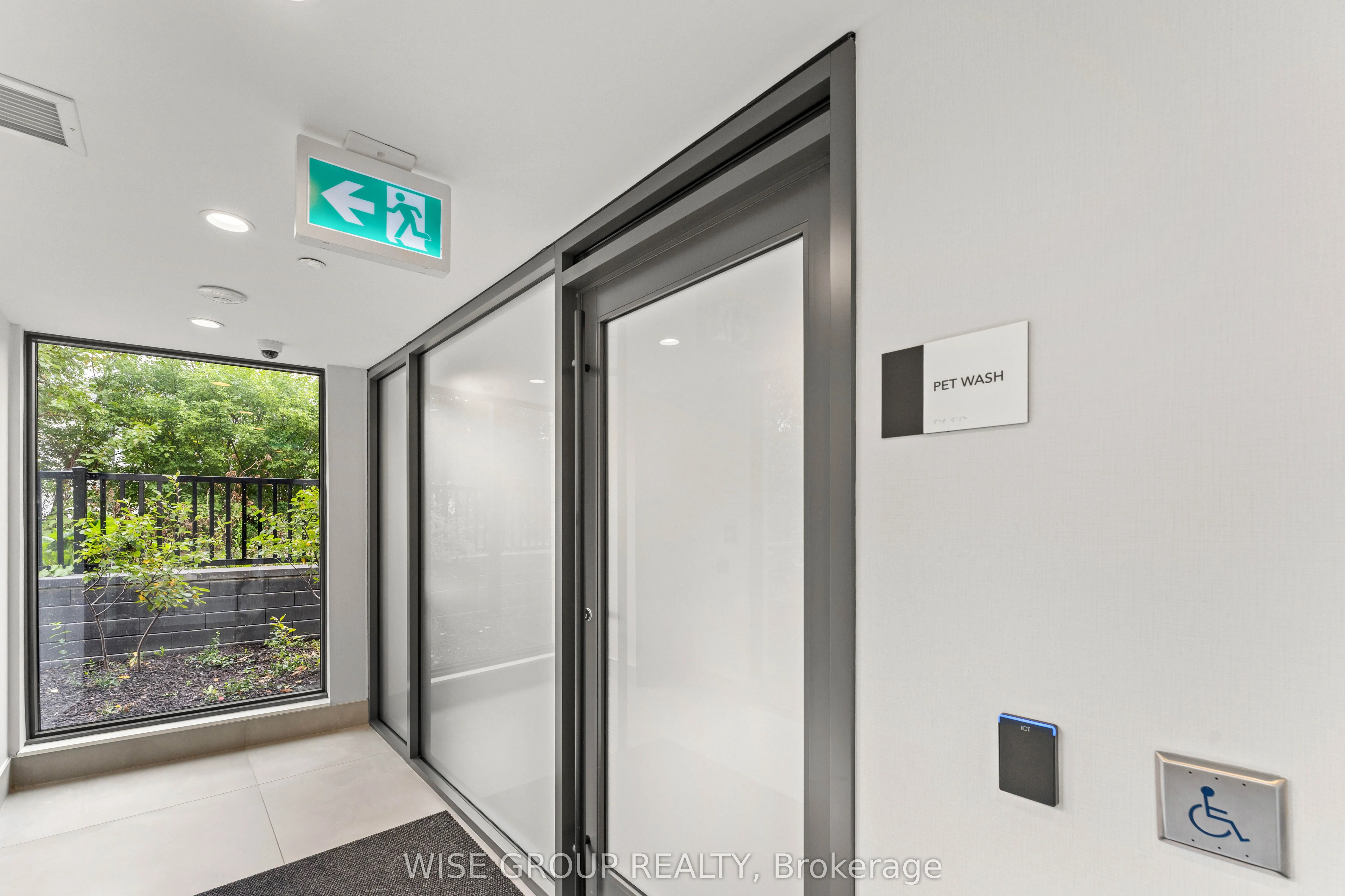 500 Wilson Avenue, #906