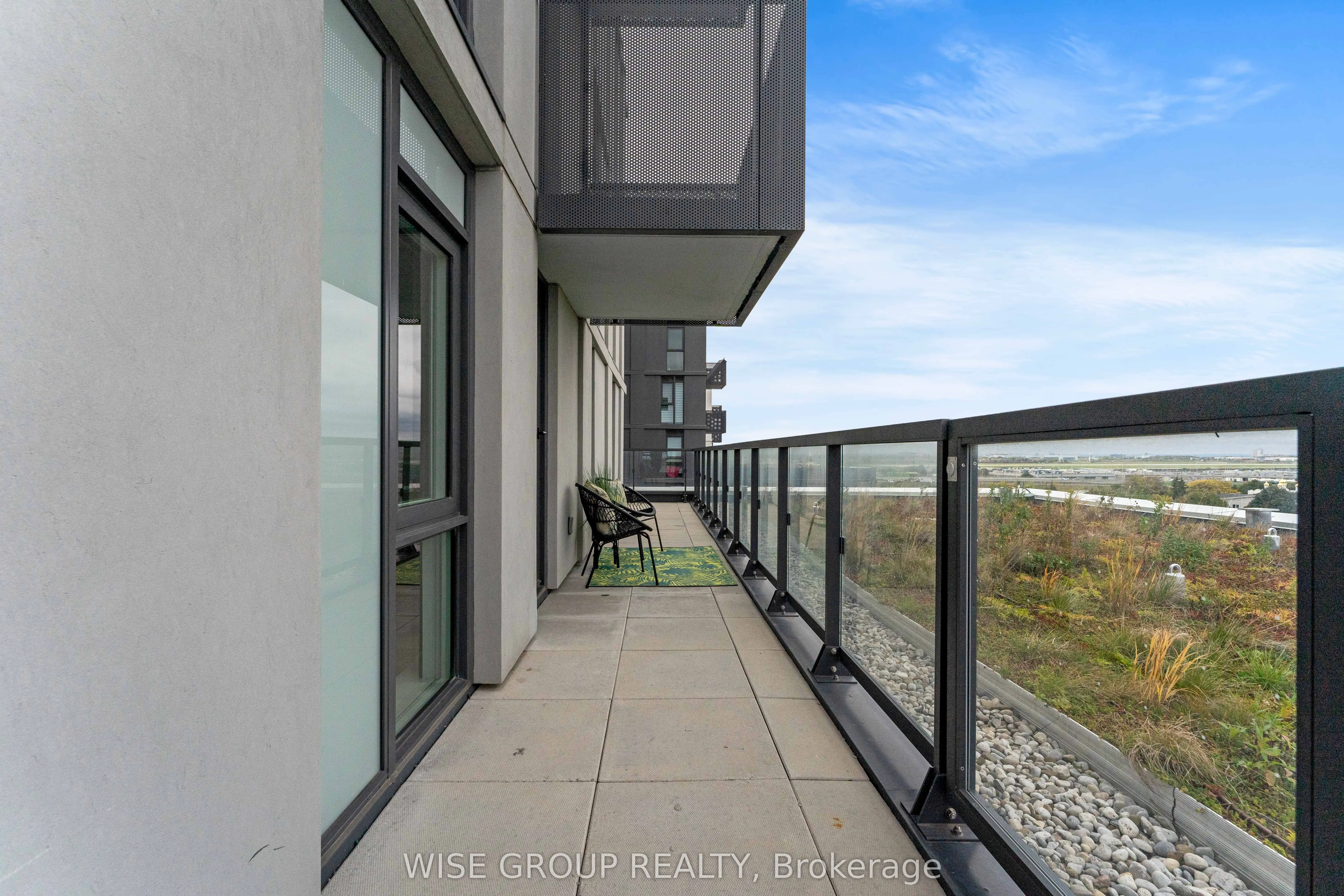 500 Wilson Avenue, #906