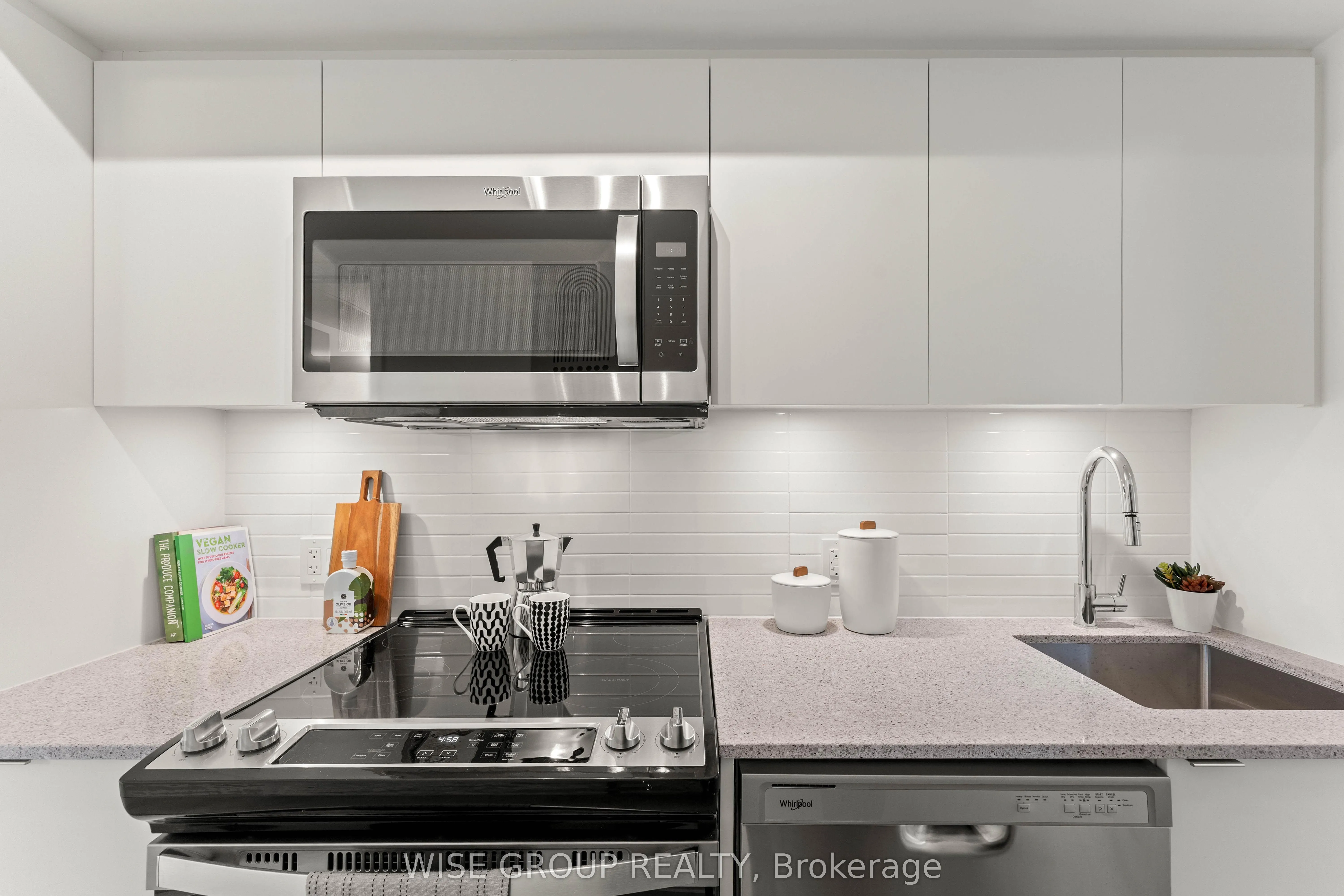 500 Wilson Avenue, #906