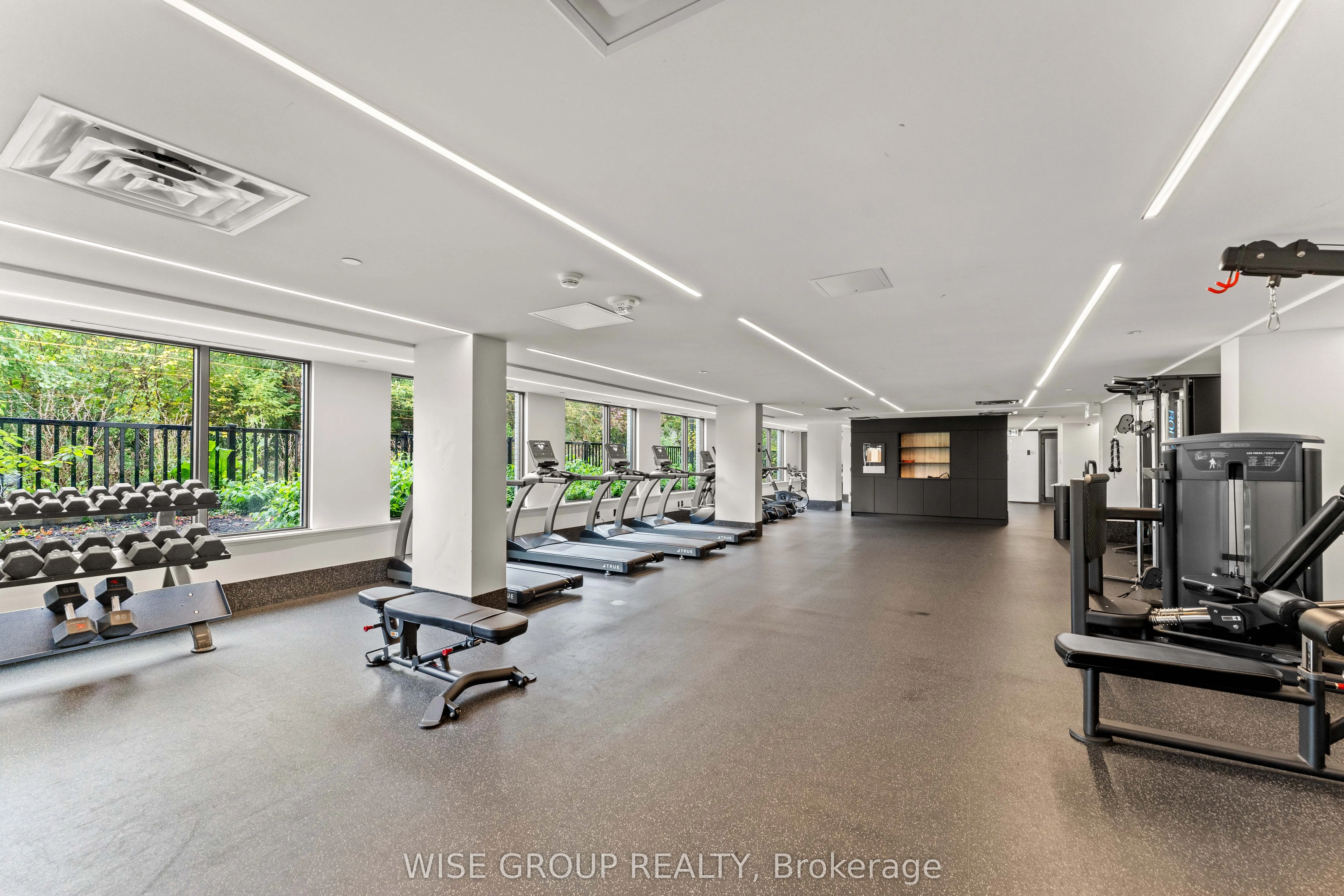 500 Wilson Avenue, #906