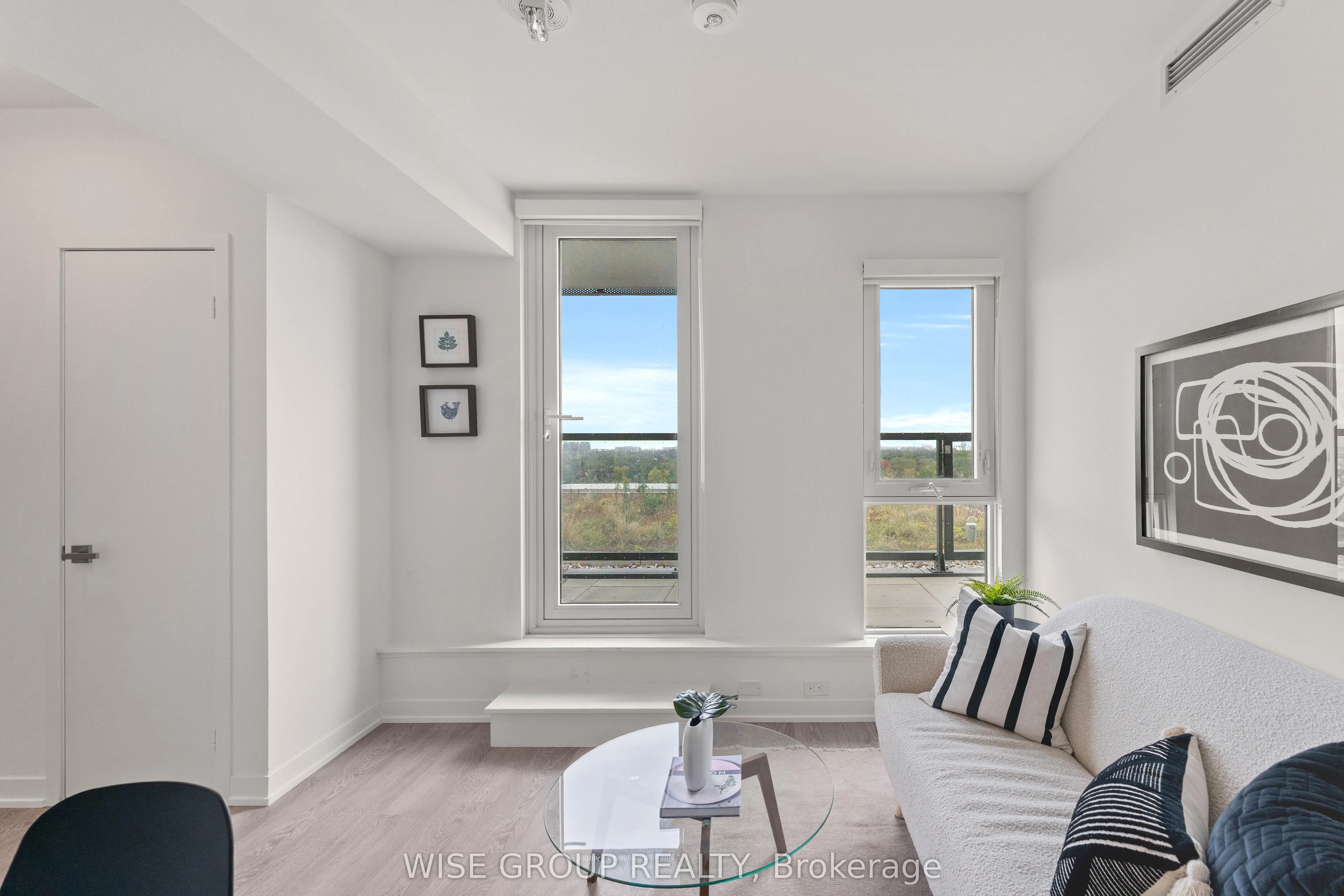 500 Wilson Avenue, #906