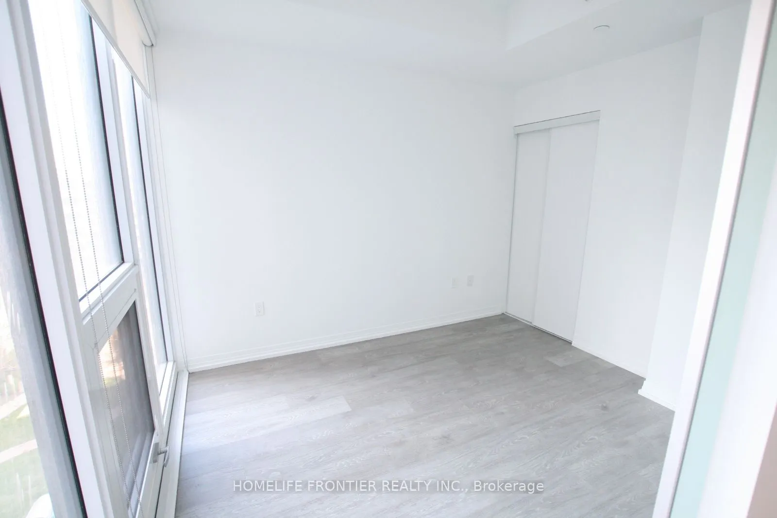 251 Jarvis Street, #907