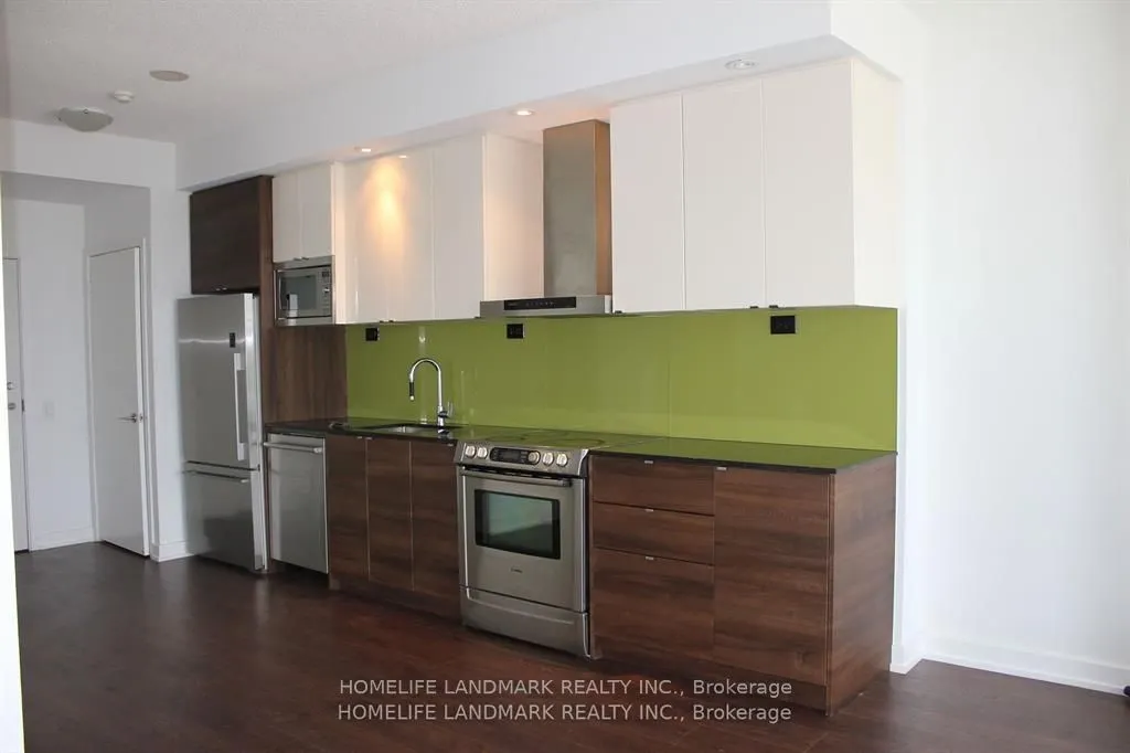 121 Mcmahon Drive, #2517