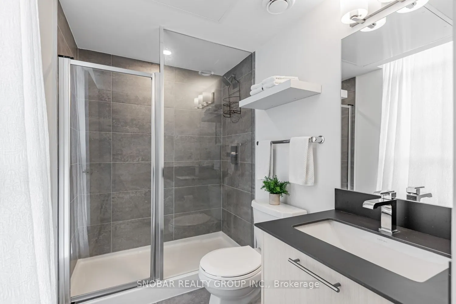 861 Sheppard Avenue W, #1