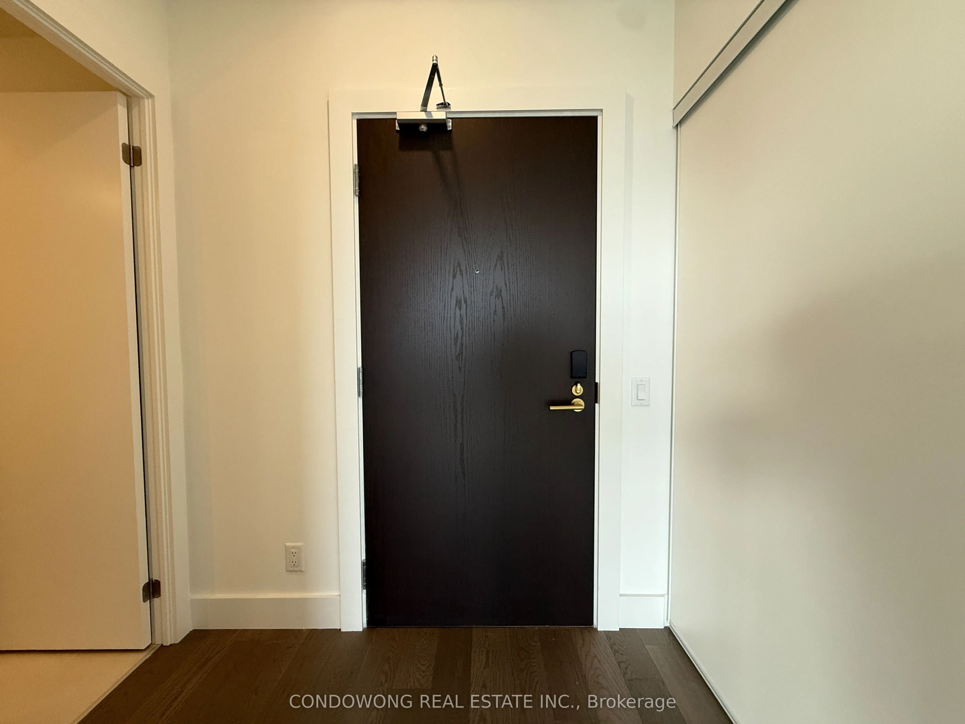 6 Greenbriar Road, #1014
